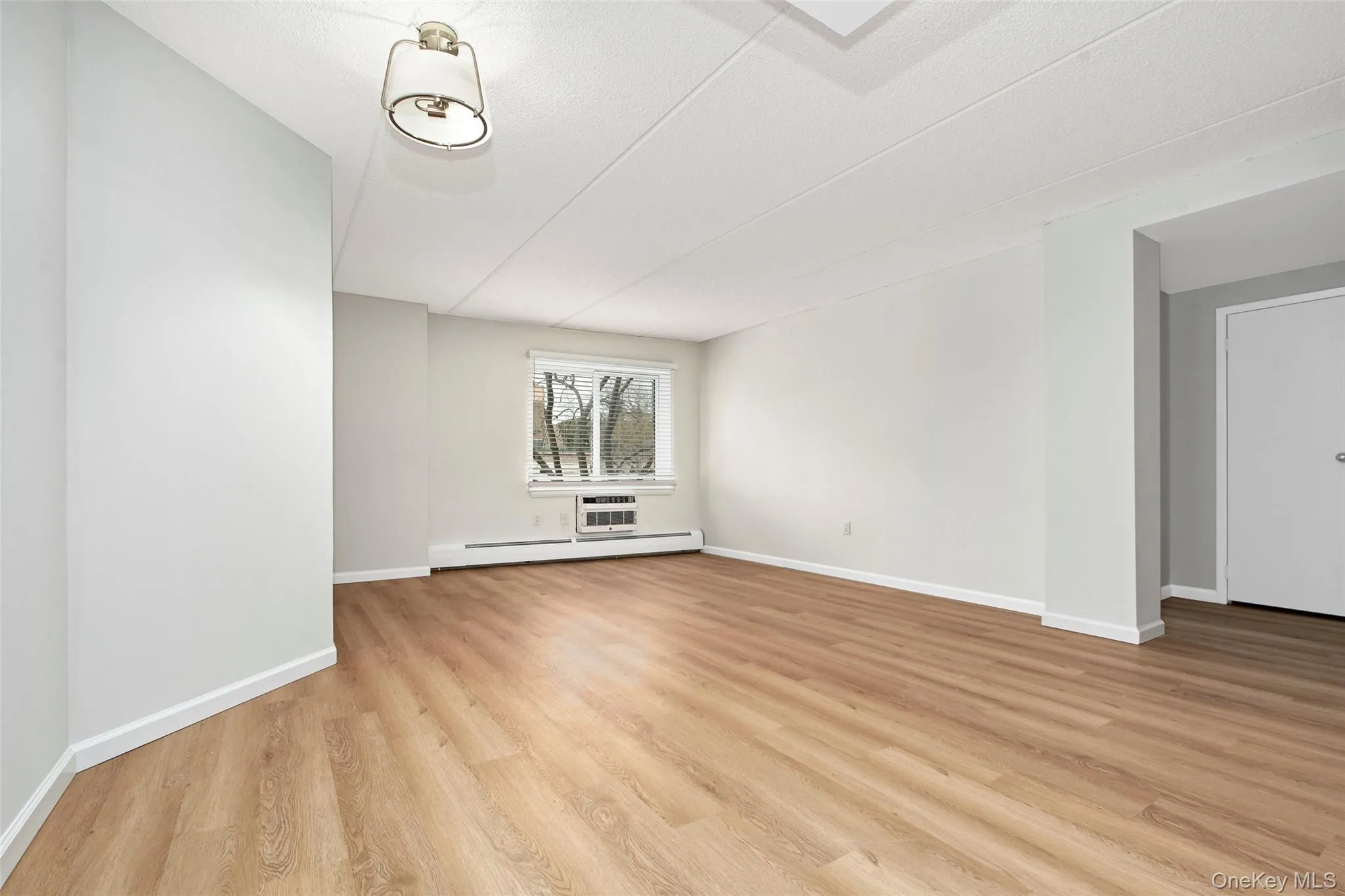 123 Mamaroneck Avenue, Mamaroneck, NY, 1 Bedroom Bedrooms, 3 Rooms Rooms,1 BathroomBathrooms,Residential Lease,For Rent,Mamaroneck,0,976787 123 Mamaroneck Avenue, Mamaroneck, NY, 1 Bedroom Bedrooms, 3 Rooms Rooms,1 BathroomBathrooms,Residential Lease,For Rent,Mamaroneck,0,976787