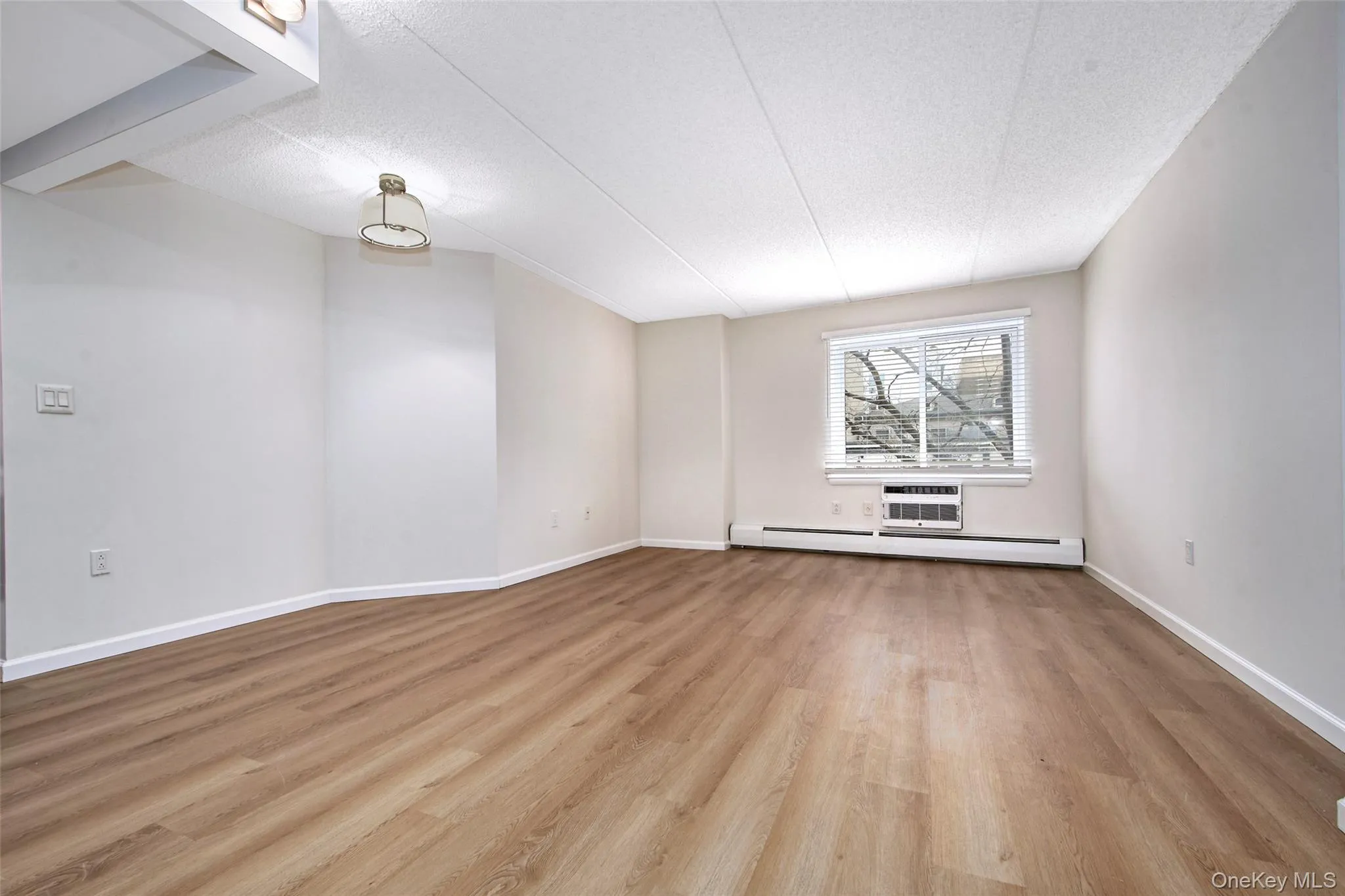 123 Mamaroneck Avenue, Mamaroneck, NY, 1 Bedroom Bedrooms, 3 Rooms Rooms,1 BathroomBathrooms,Residential Lease,For Rent,Mamaroneck,0,976787 123 Mamaroneck Avenue, Mamaroneck, NY, 1 Bedroom Bedrooms, 3 Rooms Rooms,1 BathroomBathrooms,Residential Lease,For Rent,Mamaroneck,0,976787