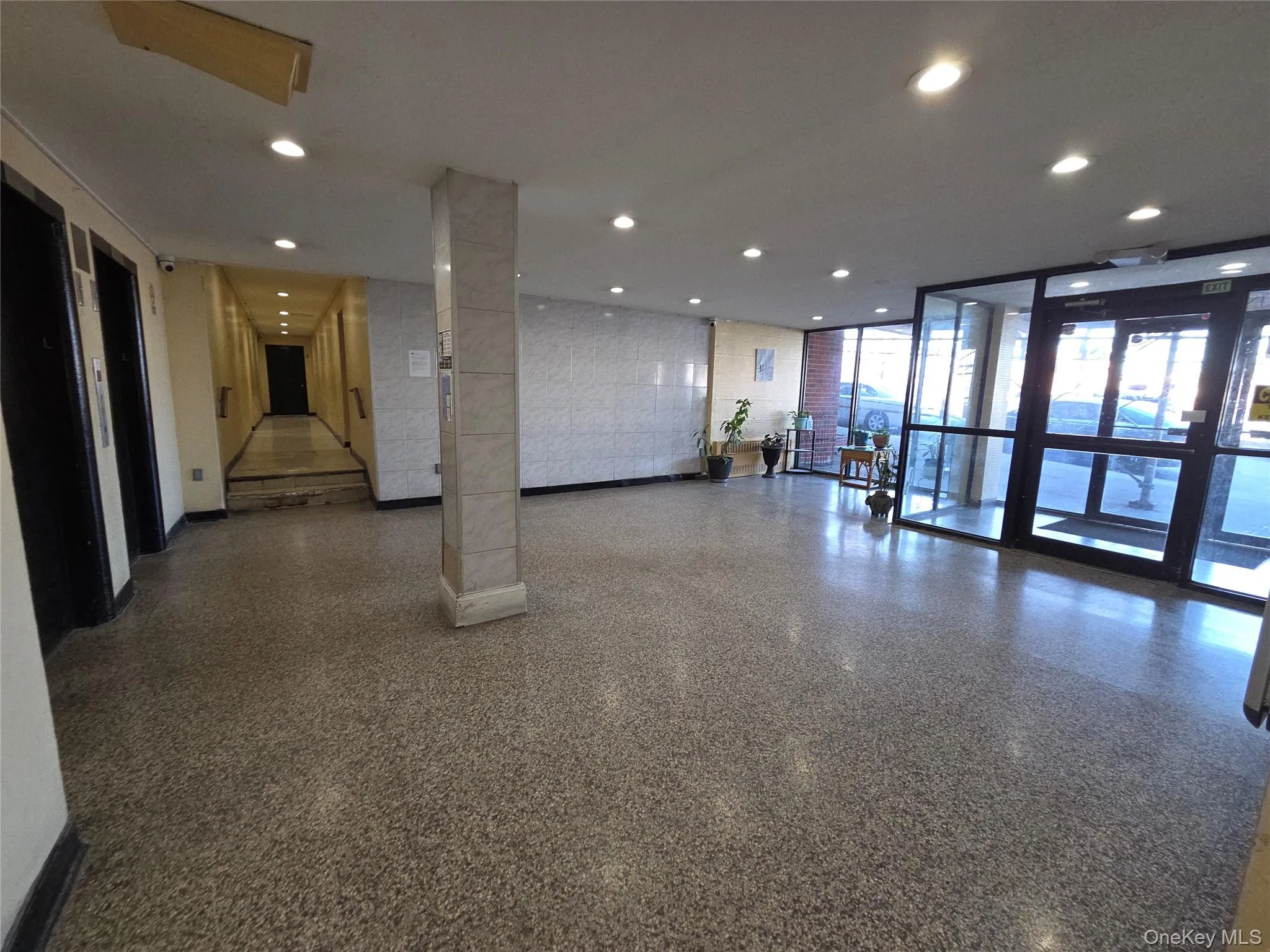 86-16 60th Avenue, New York, NY, 3 Rooms Rooms,1 BathroomBathrooms,Residential,For Rent,60th,0,976796 86-16 60th Avenue, New York, NY, 3 Rooms Rooms,1 BathroomBathrooms,Residential,For Rent,60th,0,976796