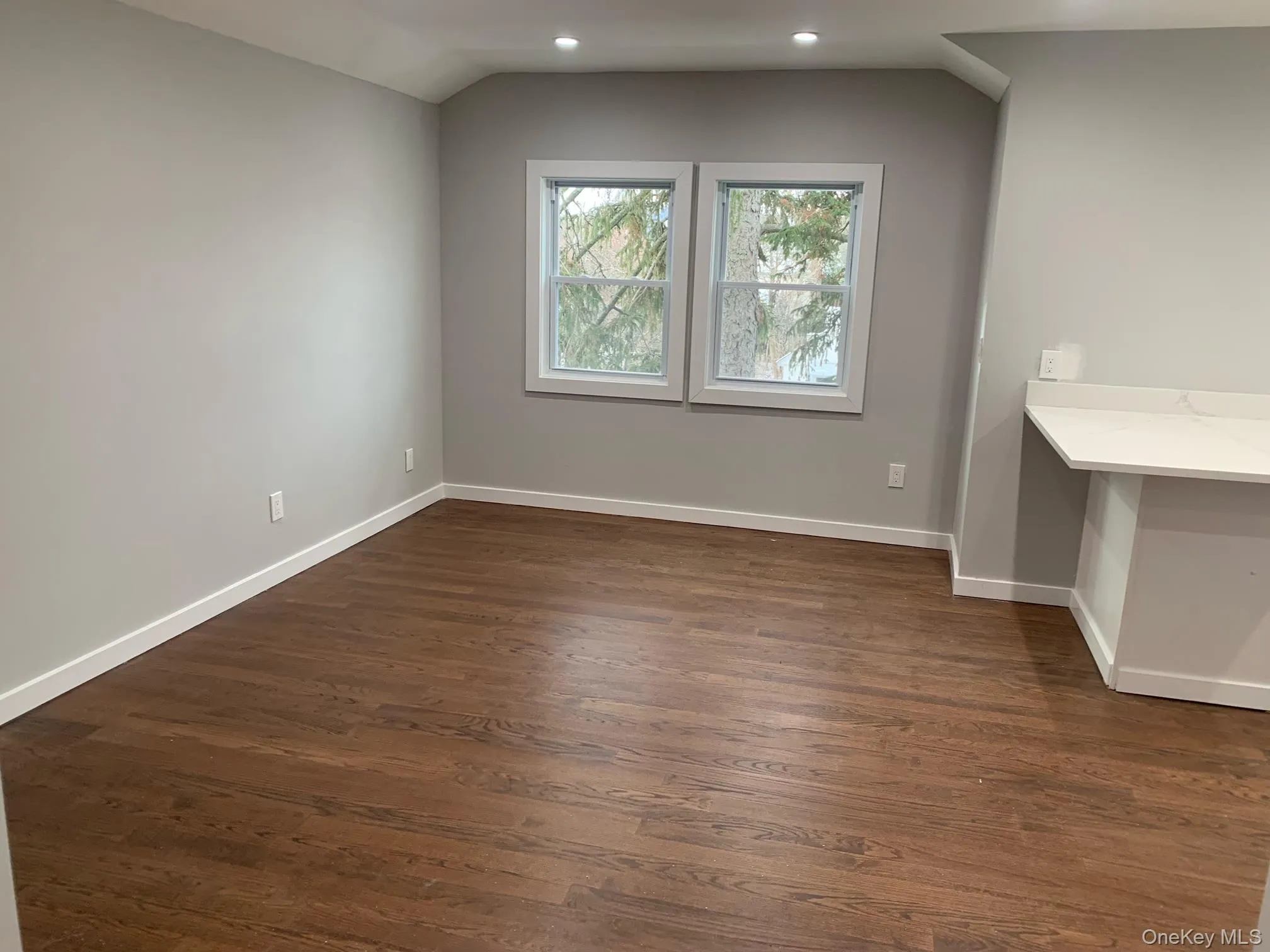 71 Lannon Place, North Hempstead, NY, 1 Bedroom Bedrooms, 3 Rooms Rooms,1 BathroomBathrooms,Residential Lease,For Rent,Lannon,0,976798 71 Lannon Place, North Hempstead, NY, 1 Bedroom Bedrooms, 3 Rooms Rooms,1 BathroomBathrooms,Residential Lease,For Rent,Lannon,0,976798