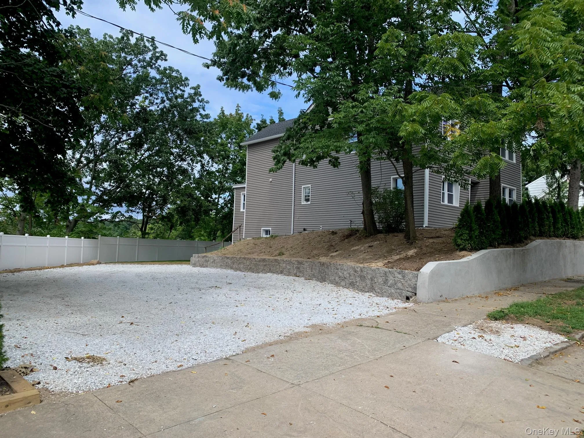 71 Lannon Place, North Hempstead, NY, 1 Bedroom Bedrooms, 3 Rooms Rooms,1 BathroomBathrooms,Residential Lease,For Rent,Lannon,0,976798 71 Lannon Place, North Hempstead, NY, 1 Bedroom Bedrooms, 3 Rooms Rooms,1 BathroomBathrooms,Residential Lease,For Rent,Lannon,0,976798