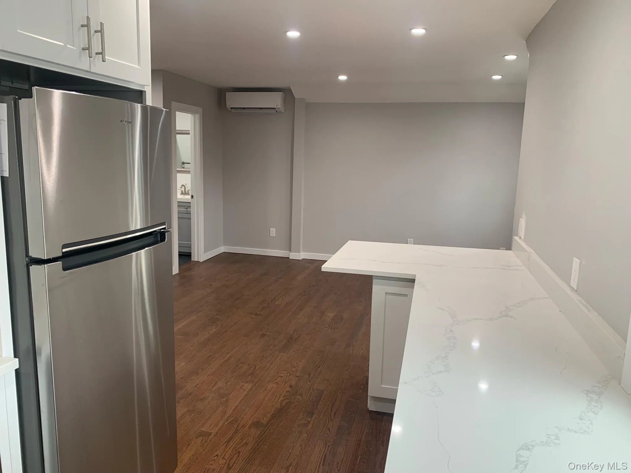 71 Lannon Place, North Hempstead, NY, 1 Bedroom Bedrooms, 3 Rooms Rooms,1 BathroomBathrooms,Residential Lease,For Rent,Lannon,0,976798 71 Lannon Place, North Hempstead, NY, 1 Bedroom Bedrooms, 3 Rooms Rooms,1 BathroomBathrooms,Residential Lease,For Rent,Lannon,0,976798