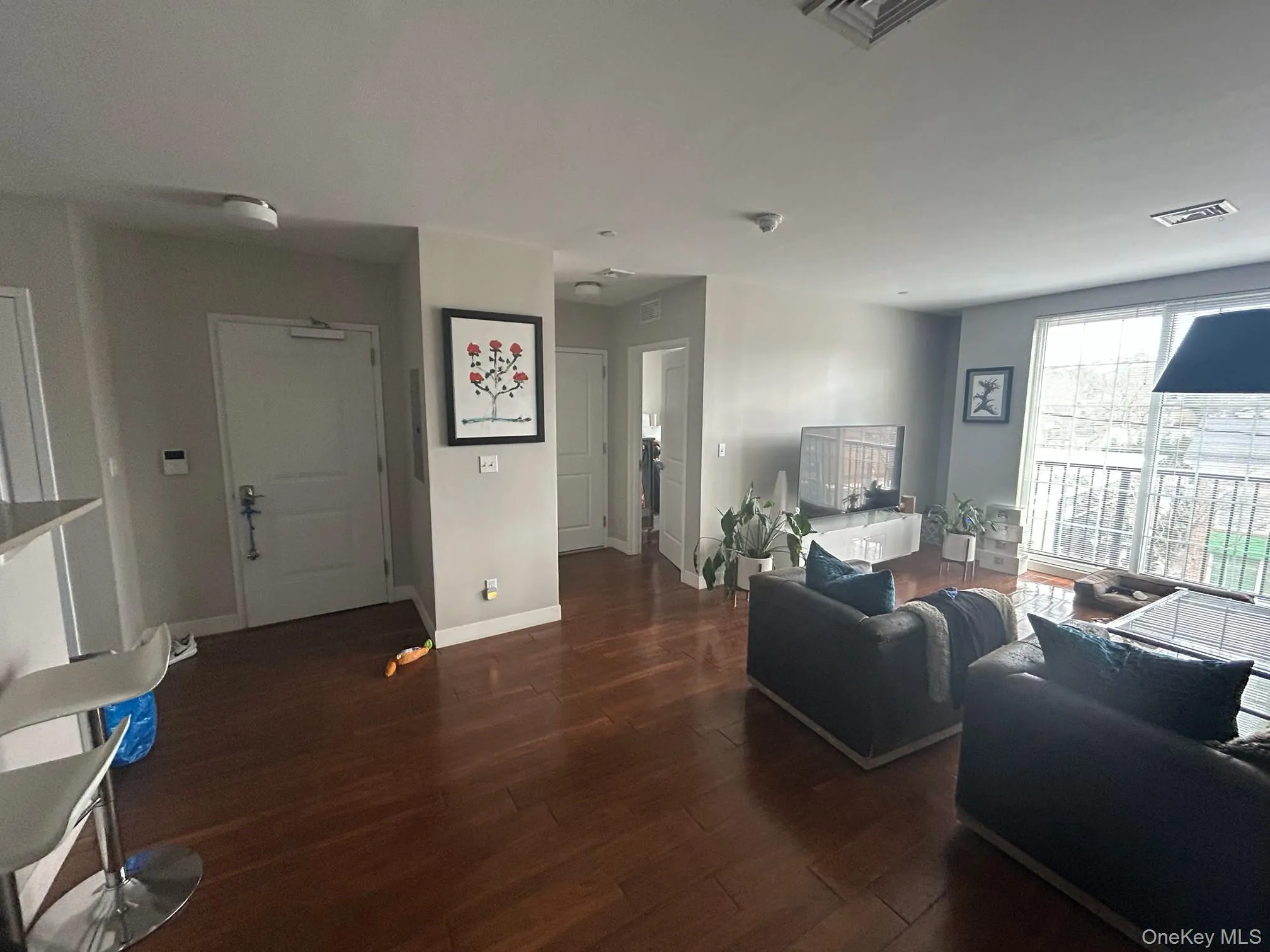 425 New York Avenue, Huntington, NY, 1 Bedroom Bedrooms, 3 Rooms Rooms,1 BathroomBathrooms,Residential Lease,For Rent,New York,0,976810 425 New York Avenue, Huntington, NY, 1 Bedroom Bedrooms, 3 Rooms Rooms,1 BathroomBathrooms,Residential Lease,For Rent,New York,0,976810
