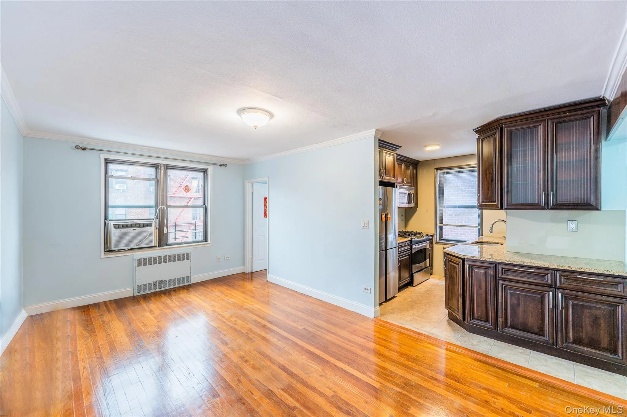 15025 72nd Road, New York, NY, 2 Bedrooms Bedrooms, 5 Rooms Rooms,1 BathroomBathrooms,Residential,For Rent,72nd,0,KEY976820 15025 72nd Road, New York, NY, 2 Bedrooms Bedrooms, 5 Rooms Rooms,1 BathroomBathrooms,Residential,For Rent,72nd,0,KEY976820