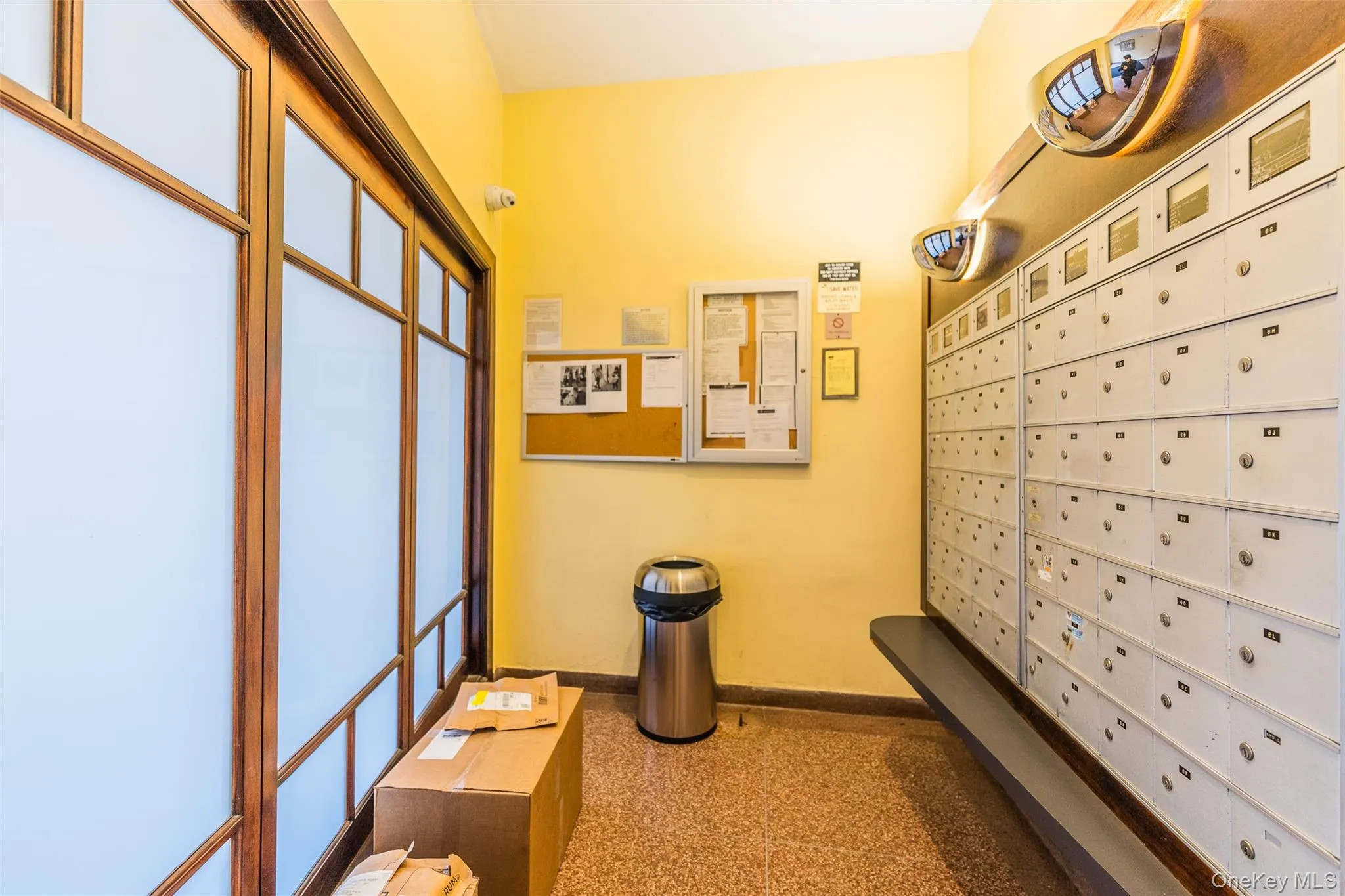 15025 72nd Road, New York, NY, 2 Bedrooms Bedrooms, 5 Rooms Rooms,1 BathroomBathrooms,Residential,For Rent,72nd,0,KEY976820 15025 72nd Road, New York, NY, 2 Bedrooms Bedrooms, 5 Rooms Rooms,1 BathroomBathrooms,Residential,For Rent,72nd,0,KEY976820