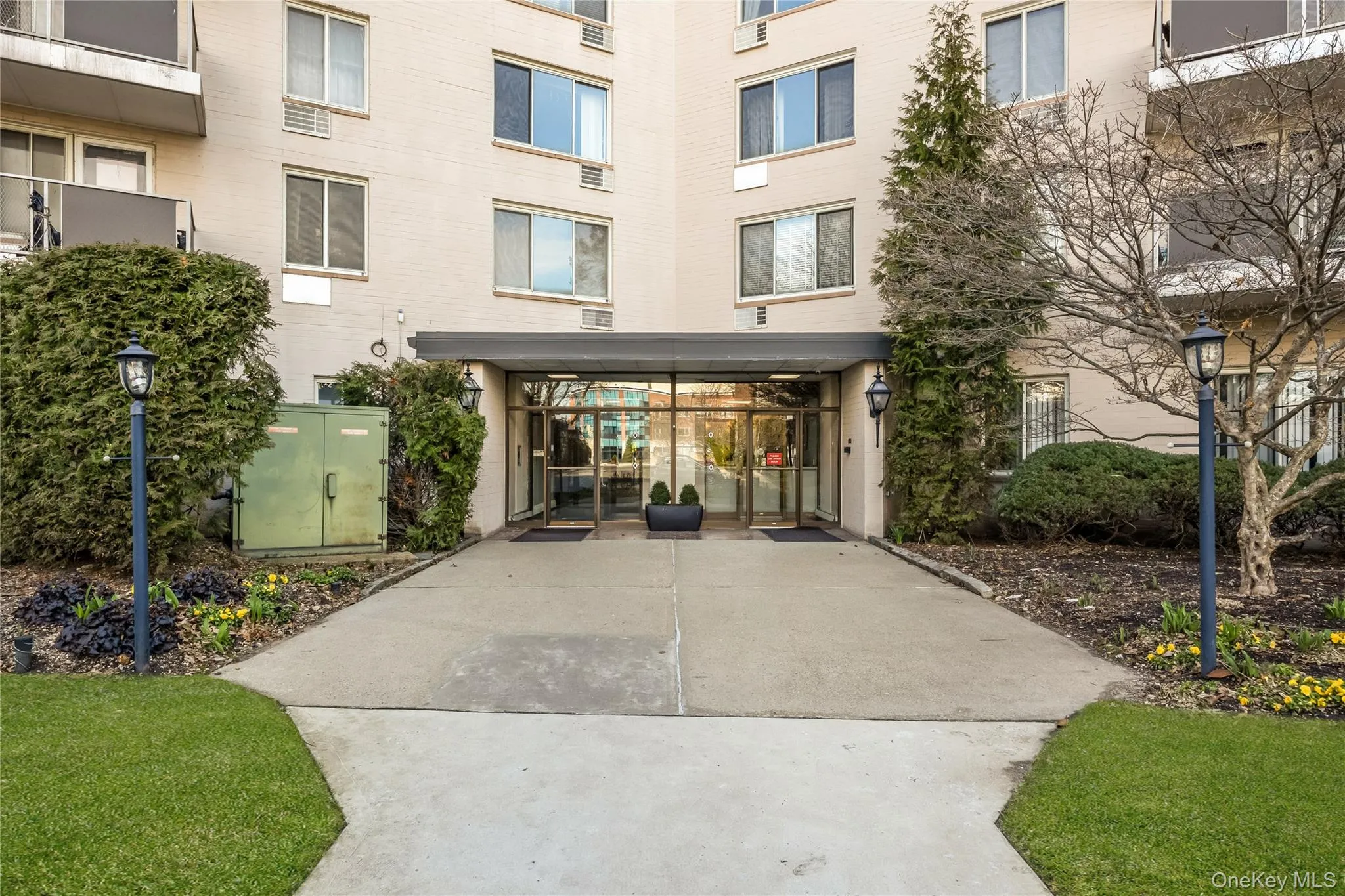 135 Post Avenue, North Hempstead, NY, 3 Rooms Rooms,1 BathroomBathrooms,Residential,For Rent,Post,0,976822 135 Post Avenue, North Hempstead, NY, 3 Rooms Rooms,1 BathroomBathrooms,Residential,For Rent,Post,0,976822