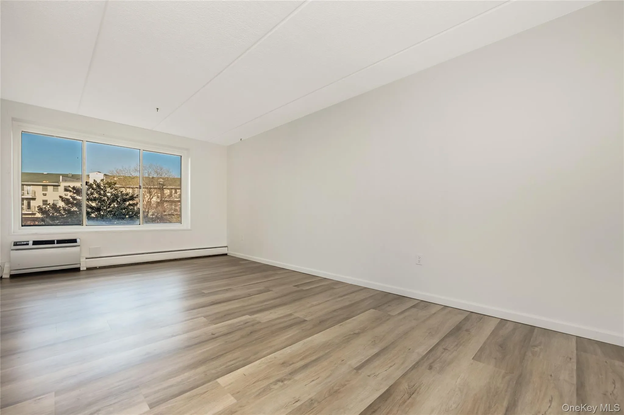 135 Post Avenue, North Hempstead, NY, 3 Rooms Rooms,1 BathroomBathrooms,Residential,For Rent,Post,0,976822 135 Post Avenue, North Hempstead, NY, 3 Rooms Rooms,1 BathroomBathrooms,Residential,For Rent,Post,0,976822