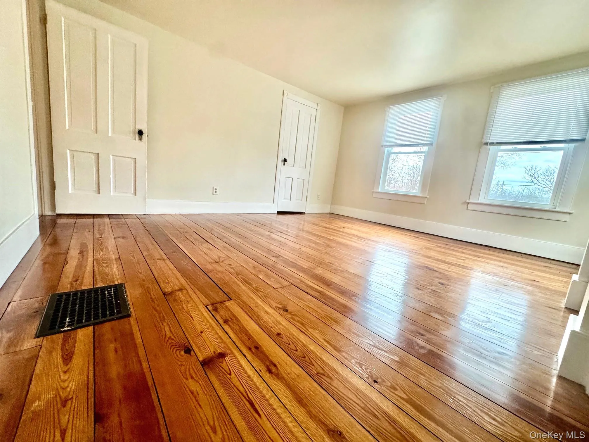 82 State Street, Mount Hope, NY, 3 Bedrooms Bedrooms, 6 Rooms Rooms,1 BathroomBathrooms,Residential Lease,For Rent,State,0,976838 82 State Street, Mount Hope, NY, 3 Bedrooms Bedrooms, 6 Rooms Rooms,1 BathroomBathrooms,Residential Lease,For Rent,State,0,976838