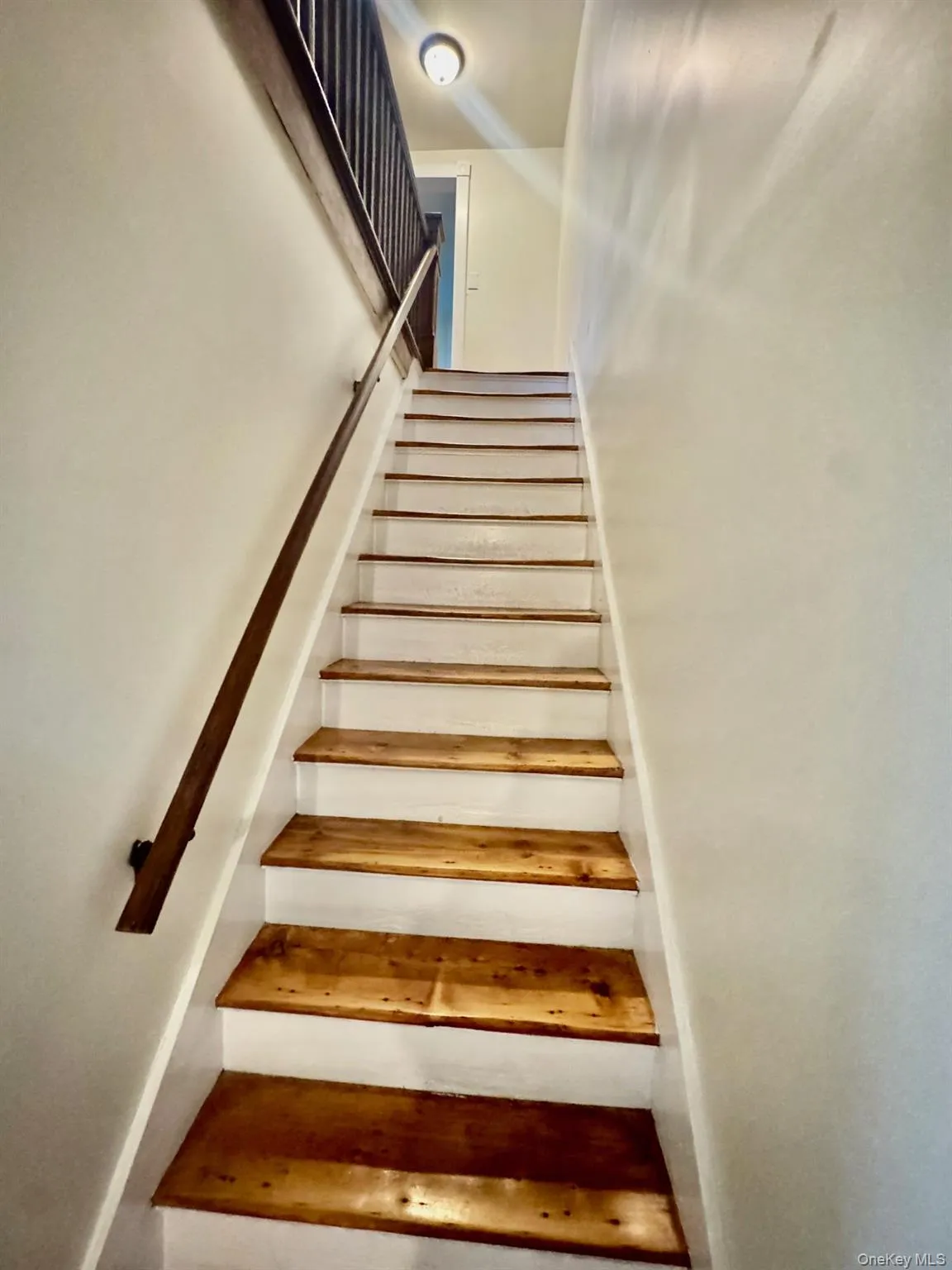 82 State Street, Mount Hope, NY, 3 Bedrooms Bedrooms, 6 Rooms Rooms,1 BathroomBathrooms,Residential Lease,For Rent,State,0,976838 82 State Street, Mount Hope, NY, 3 Bedrooms Bedrooms, 6 Rooms Rooms,1 BathroomBathrooms,Residential Lease,For Rent,State,0,976838