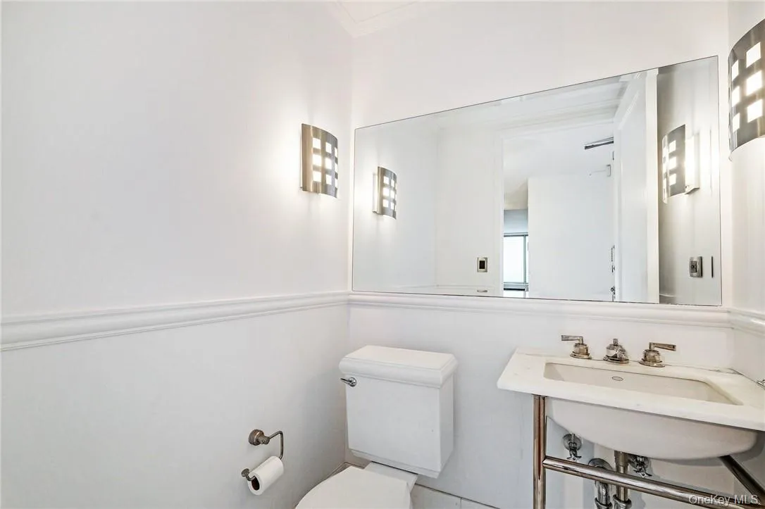 10 City Place, White Plains, NY, 1 Bedroom Bedrooms, 3 Rooms Rooms,1 BathroomBathrooms,Residential Lease,For Rent,City,0,976843 10 City Place, White Plains, NY, 1 Bedroom Bedrooms, 3 Rooms Rooms,1 BathroomBathrooms,Residential Lease,For Rent,City,0,976843