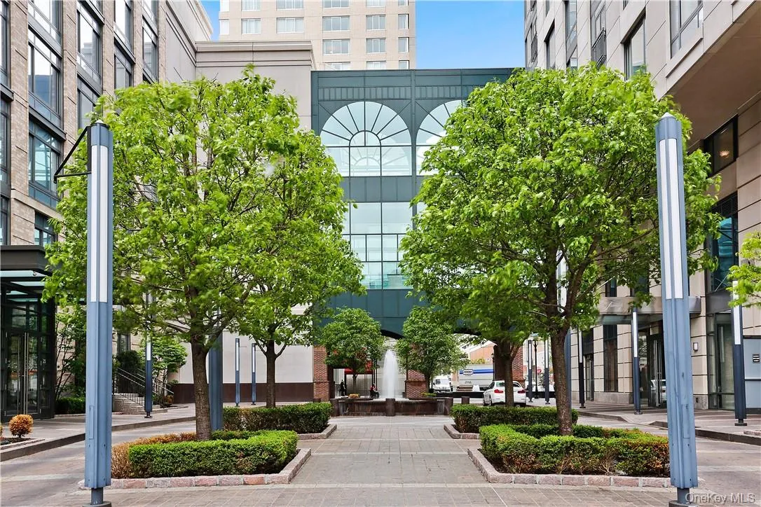 10 City Place, White Plains, NY, 1 Bedroom Bedrooms, 3 Rooms Rooms,1 BathroomBathrooms,Residential Lease,For Rent,City,0,976843 10 City Place, White Plains, NY, 1 Bedroom Bedrooms, 3 Rooms Rooms,1 BathroomBathrooms,Residential Lease,For Rent,City,0,976843