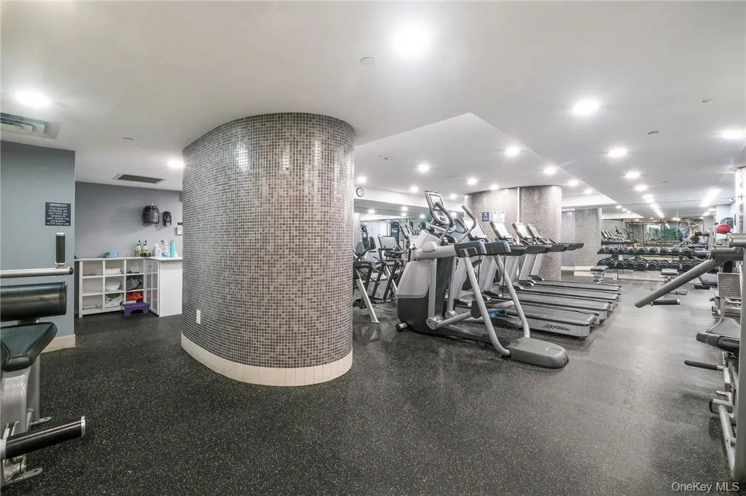 10 City Place, White Plains, NY, 1 Bedroom Bedrooms, 3 Rooms Rooms,1 BathroomBathrooms,Residential Lease,For Rent,City,0,976843 10 City Place, White Plains, NY, 1 Bedroom Bedrooms, 3 Rooms Rooms,1 BathroomBathrooms,Residential Lease,For Rent,City,0,976843