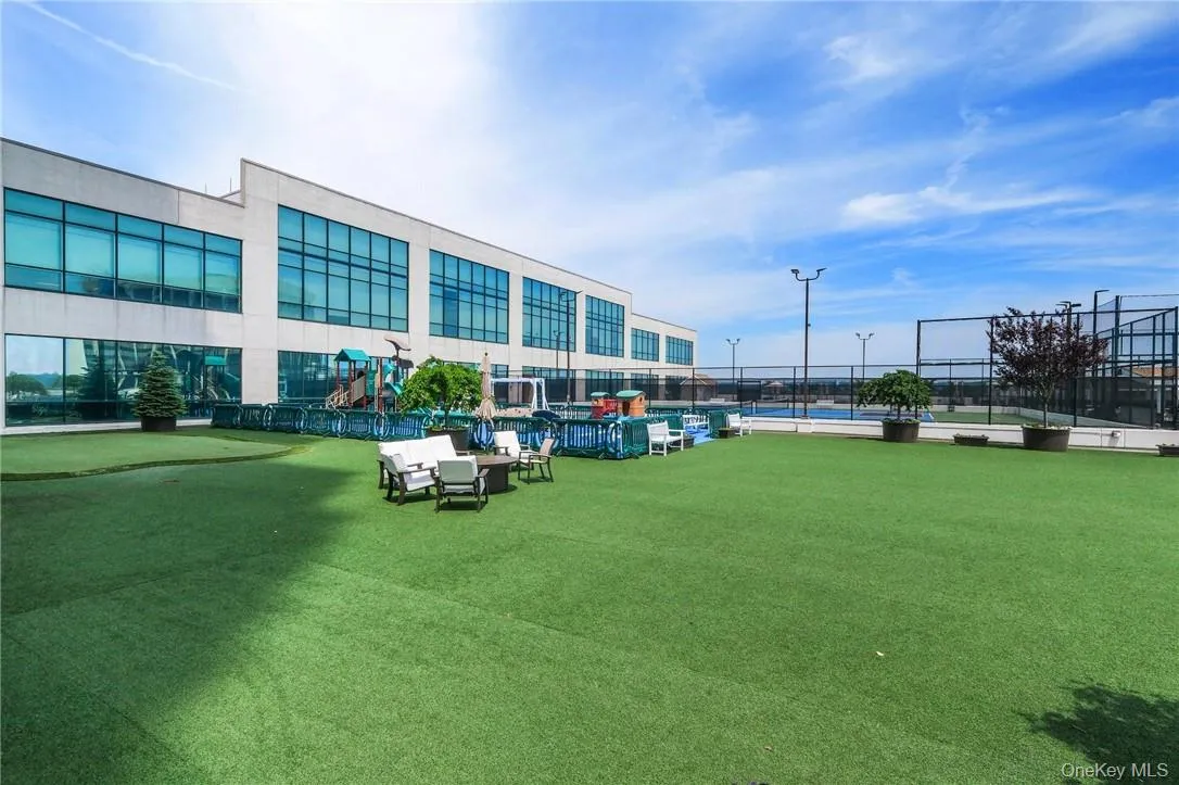 10 City Place, White Plains, NY, 1 Bedroom Bedrooms, 3 Rooms Rooms,1 BathroomBathrooms,Residential Lease,For Rent,City,0,976843 10 City Place, White Plains, NY, 1 Bedroom Bedrooms, 3 Rooms Rooms,1 BathroomBathrooms,Residential Lease,For Rent,City,0,976843