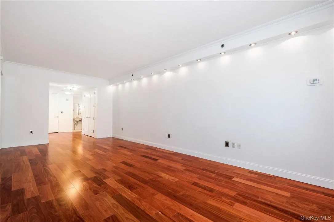 10 City Place, White Plains, NY, 1 Bedroom Bedrooms, 3 Rooms Rooms,1 BathroomBathrooms,Residential Lease,For Rent,City,0,976843 10 City Place, White Plains, NY, 1 Bedroom Bedrooms, 3 Rooms Rooms,1 BathroomBathrooms,Residential Lease,For Rent,City,0,976843
