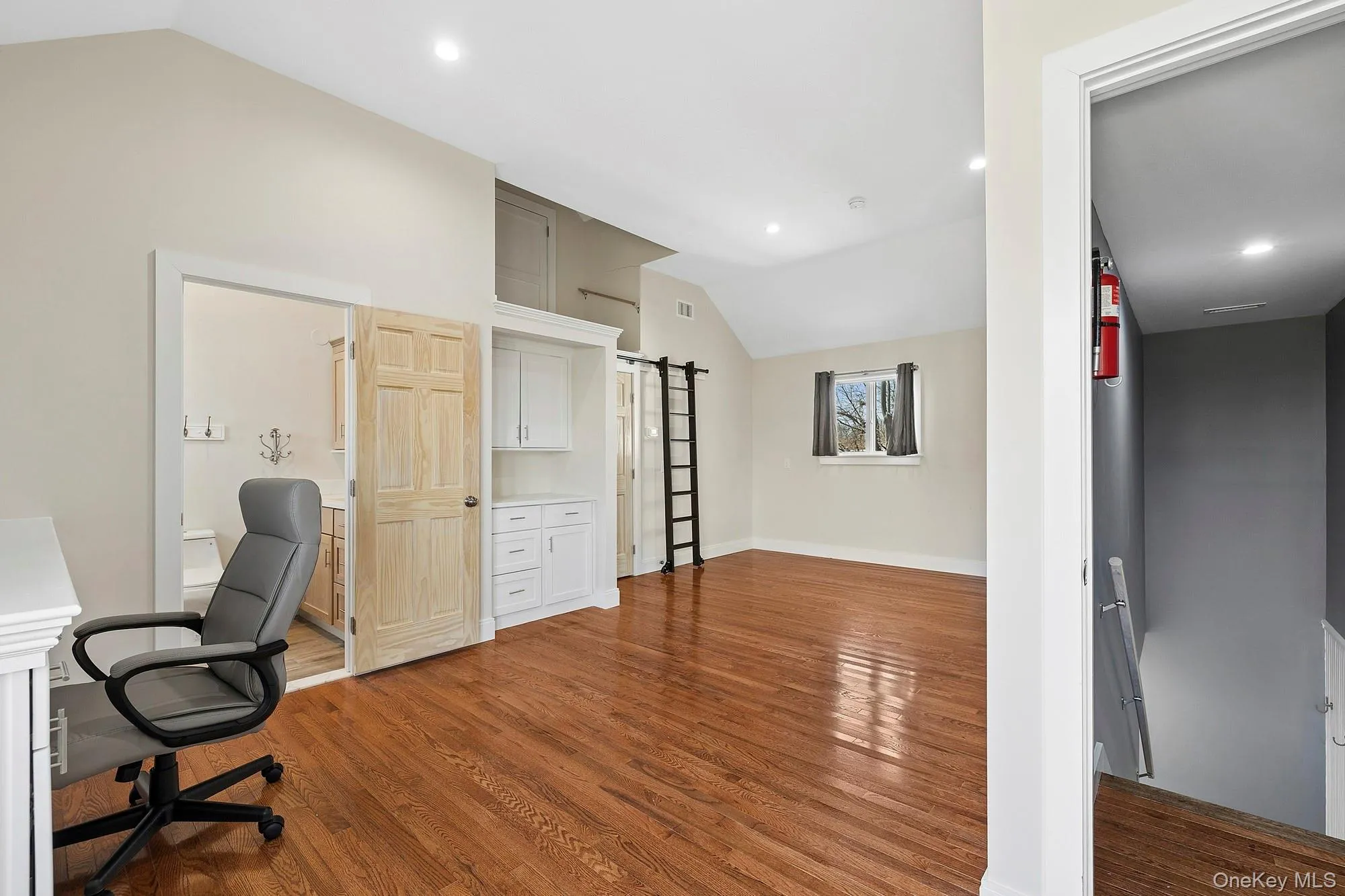 178 Main Road, Riverhead, NY, 7 Bedrooms Bedrooms, 11 Rooms Rooms,5 BathroomsBathrooms,Residential Sale,For Rent,Main,0,976873 178 Main Road, Riverhead, NY, 7 Bedrooms Bedrooms, 11 Rooms Rooms,5 BathroomsBathrooms,Residential Sale,For Rent,Main,0,976873