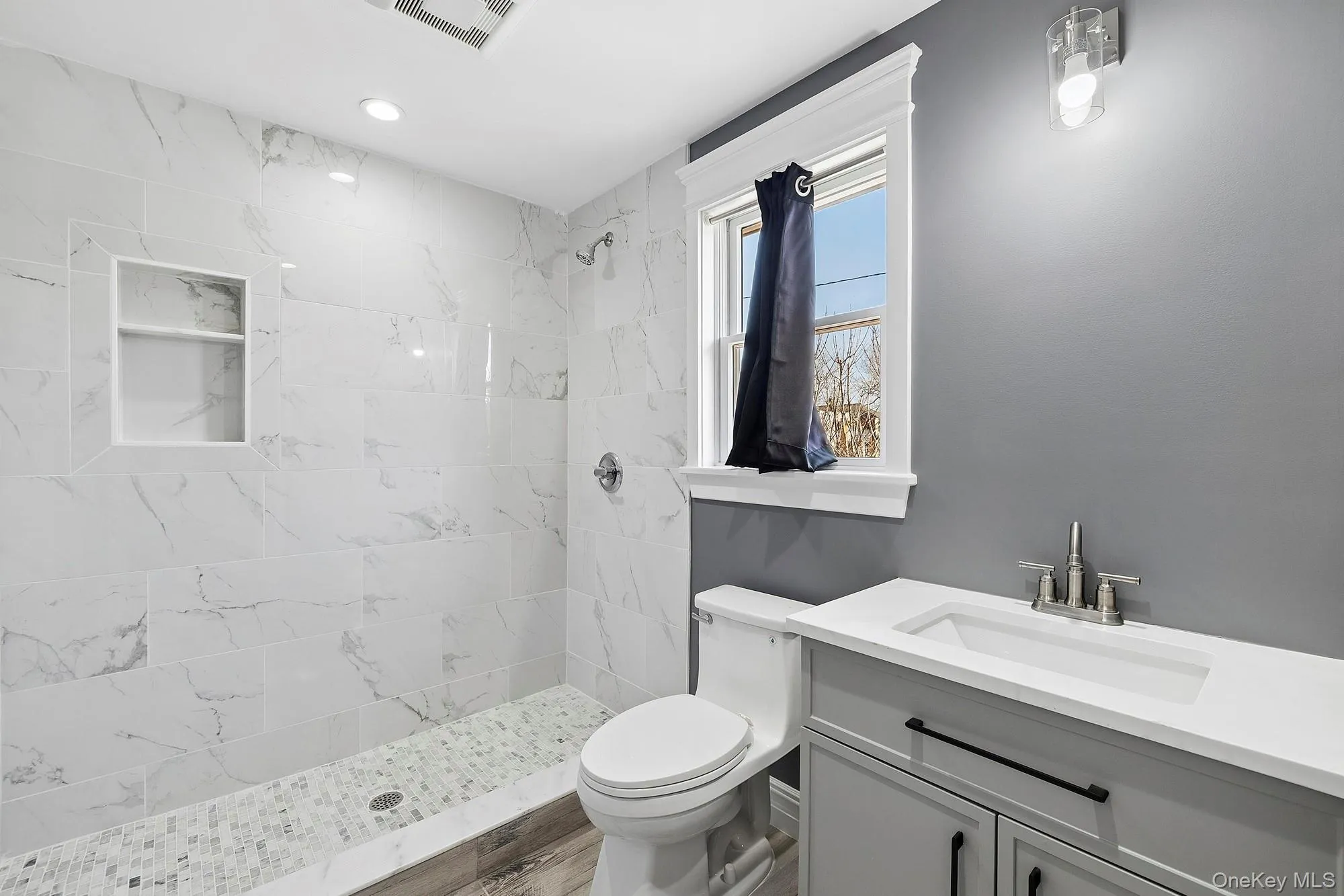 178 Main Road, Riverhead, NY, 7 Bedrooms Bedrooms, 11 Rooms Rooms,5 BathroomsBathrooms,Residential,For Rent,Main,0,976873 178 Main Road, Riverhead, NY, 7 Bedrooms Bedrooms, 11 Rooms Rooms,5 BathroomsBathrooms,Residential,For Rent,Main,0,976873