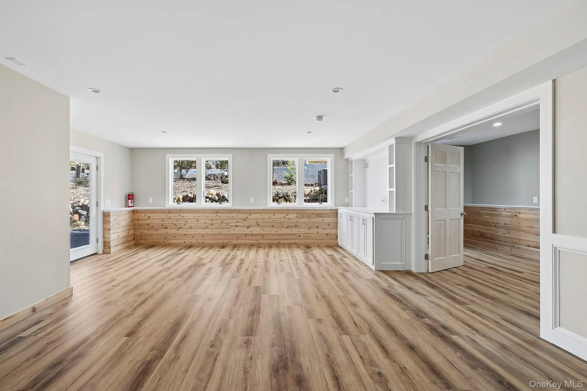 178 Main Road, Riverhead, NY, 7 Bedrooms Bedrooms, 11 Rooms Rooms,5 BathroomsBathrooms,Residential Sale,For Rent,Main,0,976873 178 Main Road, Riverhead, NY, 7 Bedrooms Bedrooms, 11 Rooms Rooms,5 BathroomsBathrooms,Residential Sale,For Rent,Main,0,976873