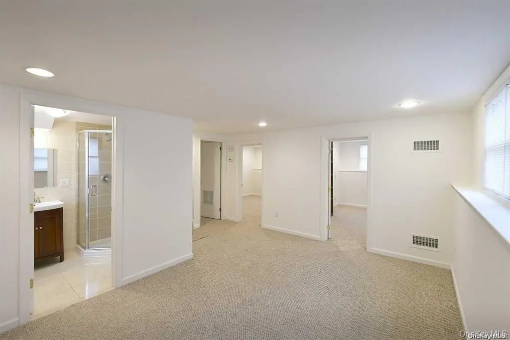 6 Patricia Street, Oyster Bay, NY, 5 Bedrooms Bedrooms, 9 Rooms Rooms,3 BathroomsBathrooms,Residential Lease,For Rent,Patricia,0,976889 6 Patricia Street, Oyster Bay, NY, 5 Bedrooms Bedrooms, 9 Rooms Rooms,3 BathroomsBathrooms,Residential Lease,For Rent,Patricia,0,976889