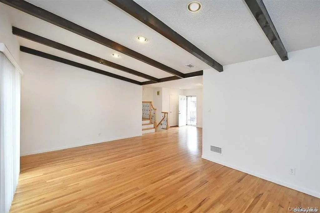 6 Patricia Street, Oyster Bay, NY, 5 Bedrooms Bedrooms, 9 Rooms Rooms,3 BathroomsBathrooms,Residential Lease,For Rent,Patricia,0,976889 6 Patricia Street, Oyster Bay, NY, 5 Bedrooms Bedrooms, 9 Rooms Rooms,3 BathroomsBathrooms,Residential Lease,For Rent,Patricia,0,976889