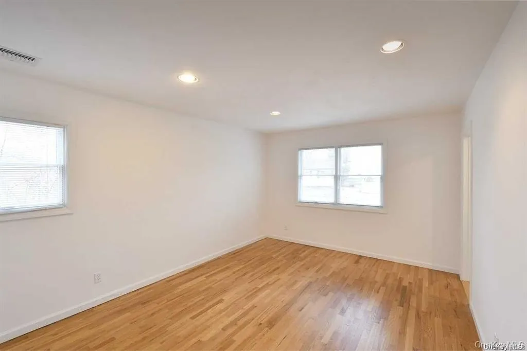 6 Patricia Street, Oyster Bay, NY, 5 Bedrooms Bedrooms, 9 Rooms Rooms,3 BathroomsBathrooms,Residential Lease,For Rent,Patricia,0,976889 6 Patricia Street, Oyster Bay, NY, 5 Bedrooms Bedrooms, 9 Rooms Rooms,3 BathroomsBathrooms,Residential Lease,For Rent,Patricia,0,976889