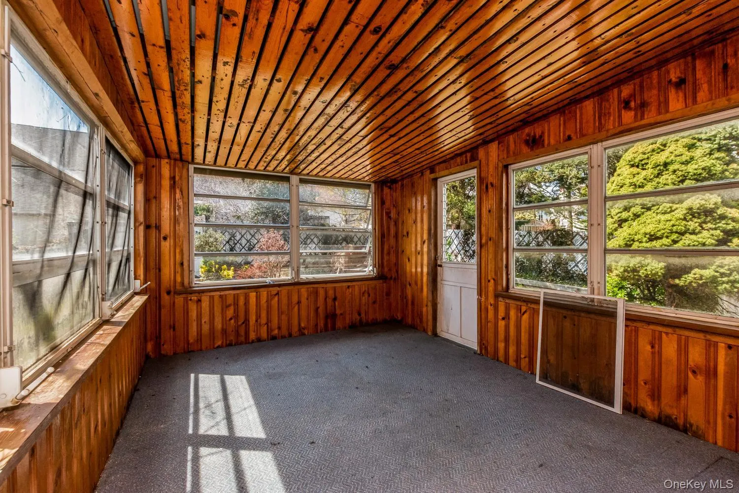 31 Emmett Place, Yonkers, NY, 3 Bedrooms Bedrooms, 6 Rooms Rooms,1 BathroomBathrooms,Residential,For Rent,Emmett,0,976902 31 Emmett Place, Yonkers, NY, 3 Bedrooms Bedrooms, 6 Rooms Rooms,1 BathroomBathrooms,Residential,For Rent,Emmett,0,976902