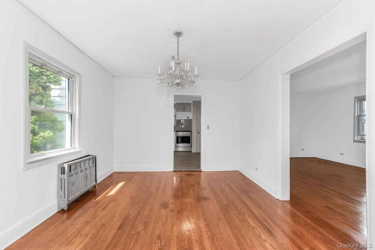 31 Emmett Place, Yonkers, NY, 3 Bedrooms Bedrooms, 6 Rooms Rooms,1 BathroomBathrooms,Residential,For Rent,Emmett,0,976902 31 Emmett Place, Yonkers, NY, 3 Bedrooms Bedrooms, 6 Rooms Rooms,1 BathroomBathrooms,Residential,For Rent,Emmett,0,976902