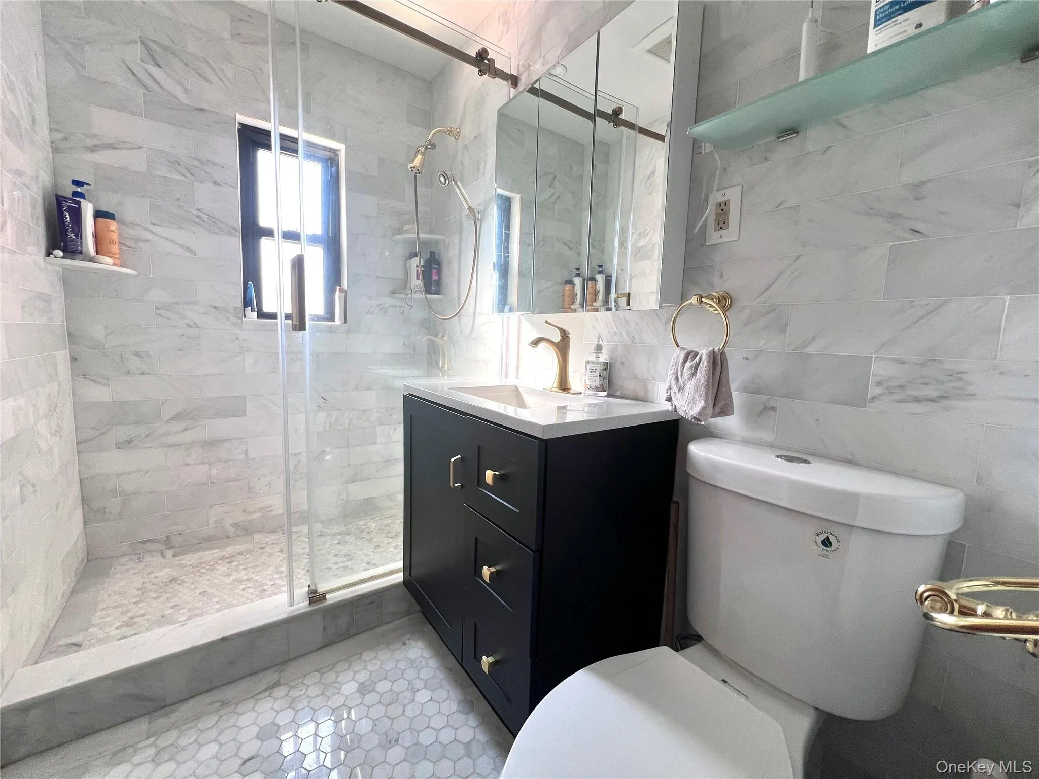 2561 Eastchester Road, New York, NY, 3 Bedrooms Bedrooms, 6 Rooms Rooms,2 BathroomsBathrooms,Residential,For Rent,Eastchester,0,976915 2561 Eastchester Road, New York, NY, 3 Bedrooms Bedrooms, 6 Rooms Rooms,2 BathroomsBathrooms,Residential,For Rent,Eastchester,0,976915