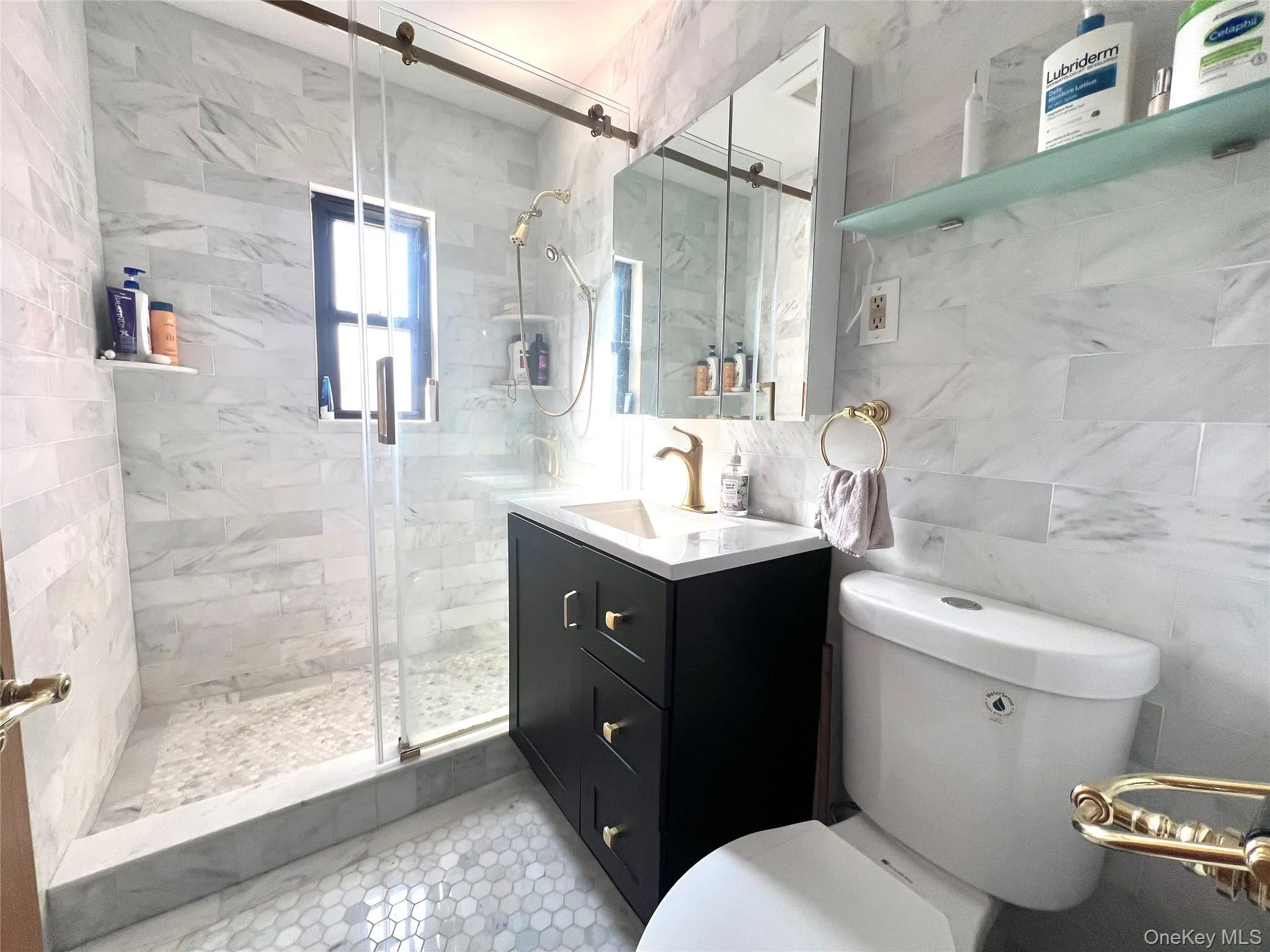 2561 Eastchester Road, New York, NY, 3 Bedrooms Bedrooms, 6 Rooms Rooms,2 BathroomsBathrooms,Residential,For Rent,Eastchester,0,976915 2561 Eastchester Road, New York, NY, 3 Bedrooms Bedrooms, 6 Rooms Rooms,2 BathroomsBathrooms,Residential,For Rent,Eastchester,0,976915