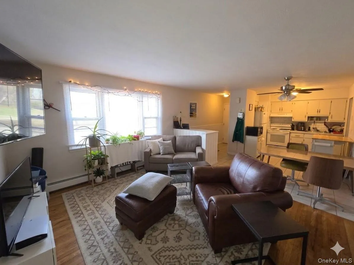 635 South Street, Lloyd, NY, 2 Bedrooms Bedrooms, 4 Rooms Rooms,1 BathroomBathrooms,Residential Lease,For Rent,South,0,976934 635 South Street, Lloyd, NY, 2 Bedrooms Bedrooms, 4 Rooms Rooms,1 BathroomBathrooms,Residential Lease,For Rent,South,0,976934