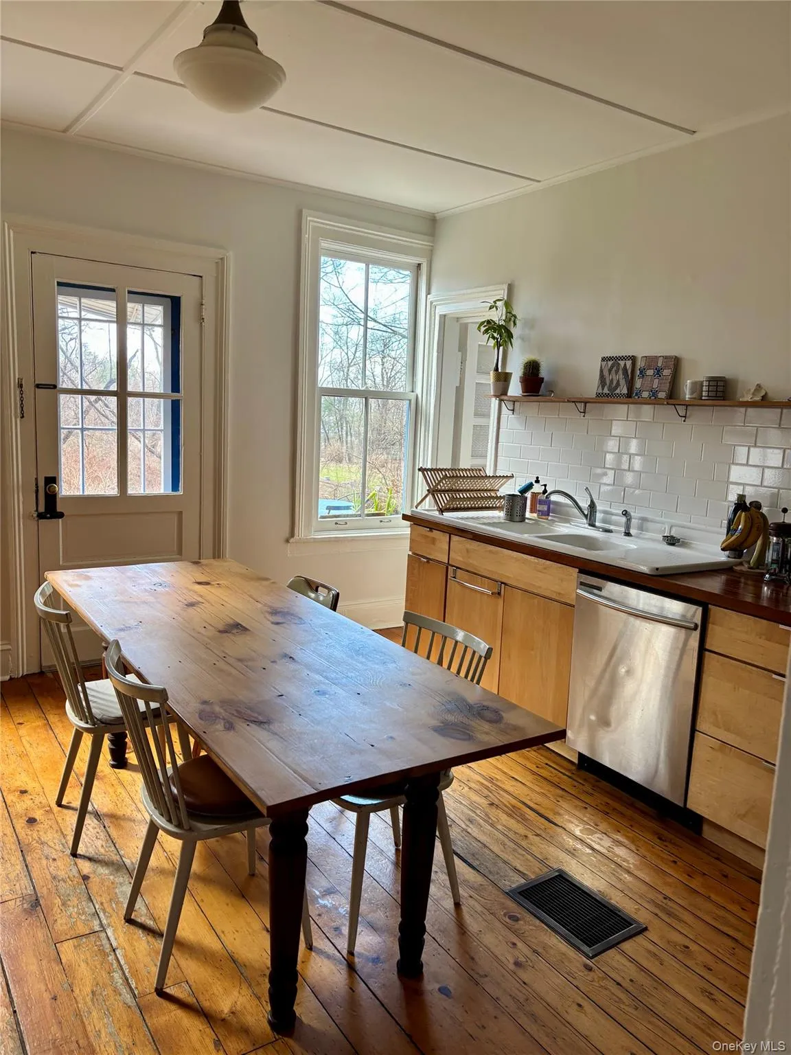 225 Barrytown Road, Red Hook, NY, 4 Bedrooms Bedrooms, 8 Rooms Rooms,2 BathroomsBathrooms,Residential Lease,For Rent,Barrytown,0,976935 225 Barrytown Road, Red Hook, NY, 4 Bedrooms Bedrooms, 8 Rooms Rooms,2 BathroomsBathrooms,Residential Lease,For Rent,Barrytown,0,976935