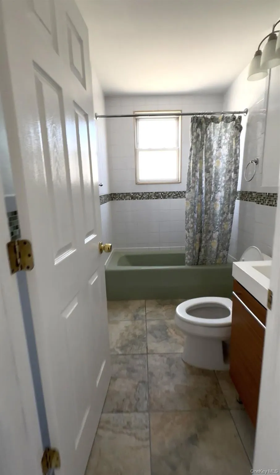 62-35 65th Street, New York, NY, 4 Bedrooms Bedrooms, 6 Rooms Rooms,1 BathroomBathrooms,Residential Lease,For Rent,65th,0,976957 62-35 65th Street, New York, NY, 4 Bedrooms Bedrooms, 6 Rooms Rooms,1 BathroomBathrooms,Residential Lease,For Rent,65th,0,976957