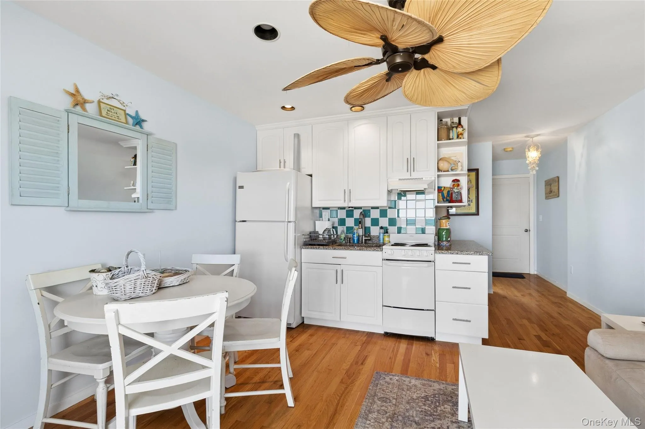16 Navy Road, East Hampton, NY, 1 Bedroom Bedrooms, 3 Rooms Rooms,1 BathroomBathrooms,Residential Lease,For Rent,Navy Road,0,976966 16 Navy Road, East Hampton, NY, 1 Bedroom Bedrooms, 3 Rooms Rooms,1 BathroomBathrooms,Residential Lease,For Rent,Navy Road,0,976966