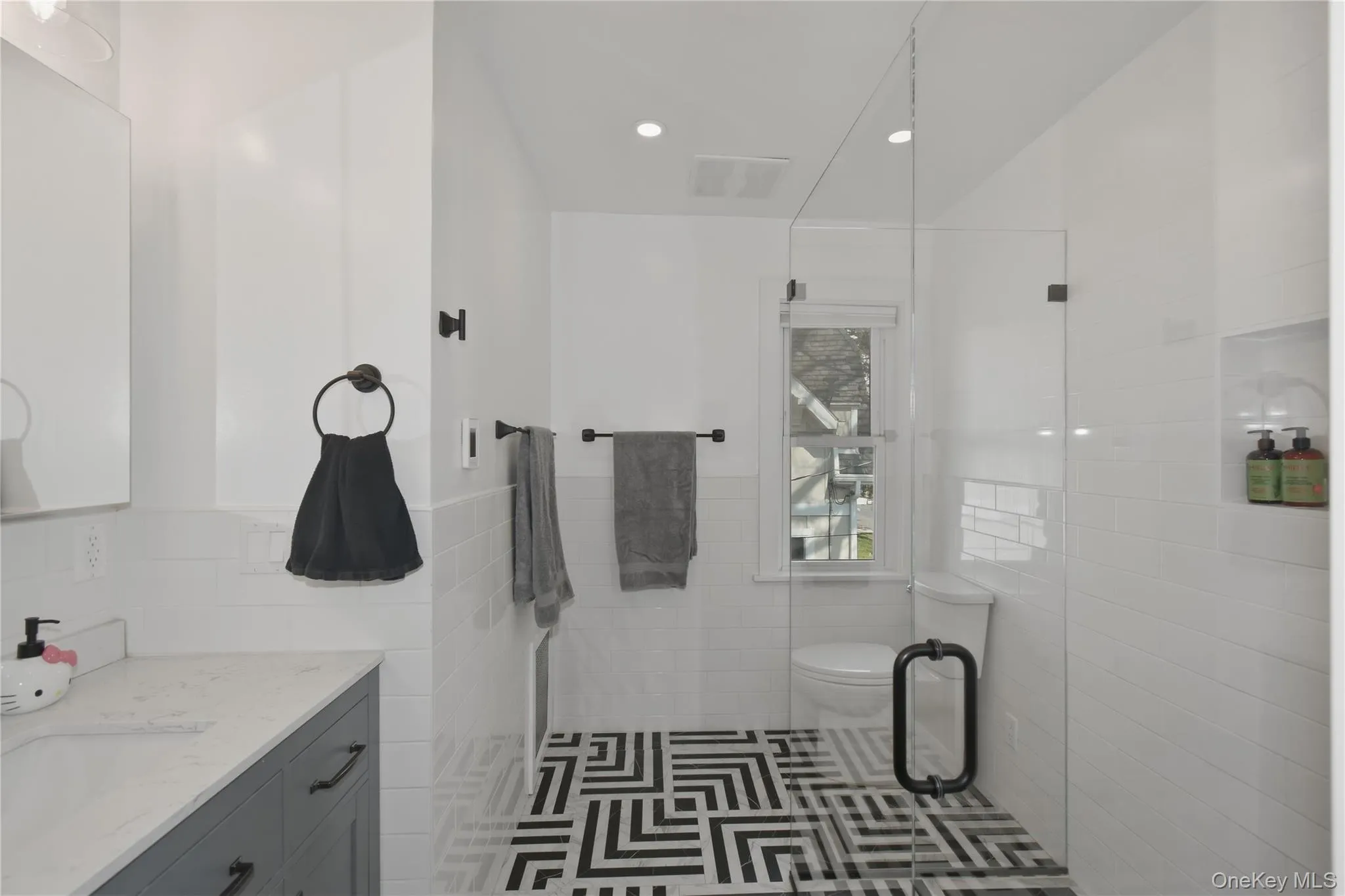 220 Sheridan Avenue, Mount Vernon, NY, 5 Bedrooms Bedrooms, 9 Rooms Rooms,3 BathroomsBathrooms,Residential,For Rent,Sheridan,0,976967 220 Sheridan Avenue, Mount Vernon, NY, 5 Bedrooms Bedrooms, 9 Rooms Rooms,3 BathroomsBathrooms,Residential,For Rent,Sheridan,0,976967