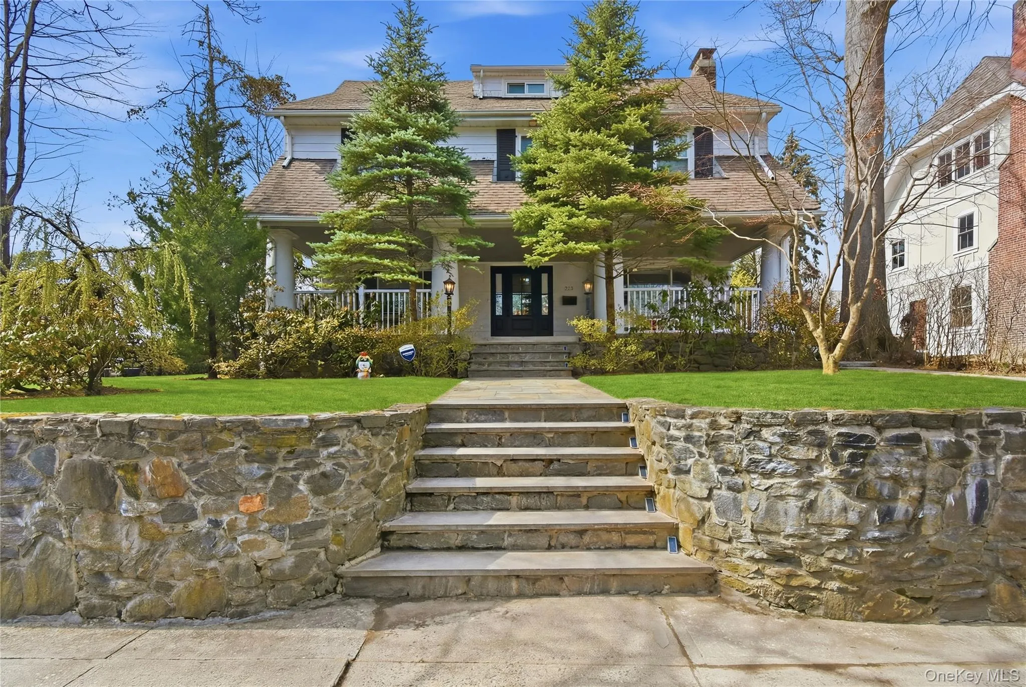 220 Sheridan Avenue, Mount Vernon, NY, 5 Bedrooms Bedrooms, 9 Rooms Rooms,3 BathroomsBathrooms,Residential,For Rent,Sheridan,0,976967 220 Sheridan Avenue, Mount Vernon, NY, 5 Bedrooms Bedrooms, 9 Rooms Rooms,3 BathroomsBathrooms,Residential,For Rent,Sheridan,0,976967