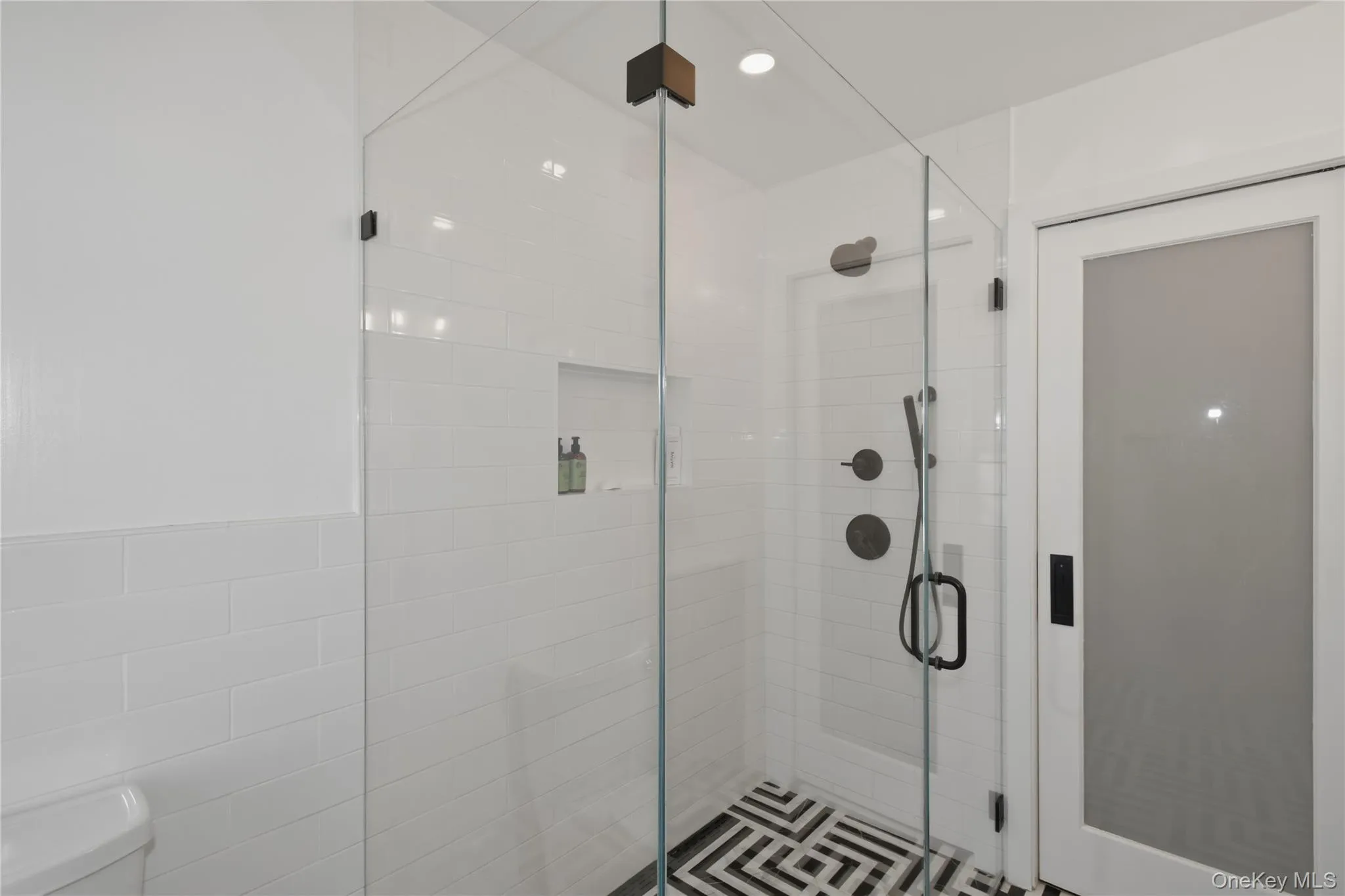 220 Sheridan Avenue, Mount Vernon, NY, 5 Bedrooms Bedrooms, 9 Rooms Rooms,3 BathroomsBathrooms,Residential,For Rent,Sheridan,0,976967 220 Sheridan Avenue, Mount Vernon, NY, 5 Bedrooms Bedrooms, 9 Rooms Rooms,3 BathroomsBathrooms,Residential,For Rent,Sheridan,0,976967