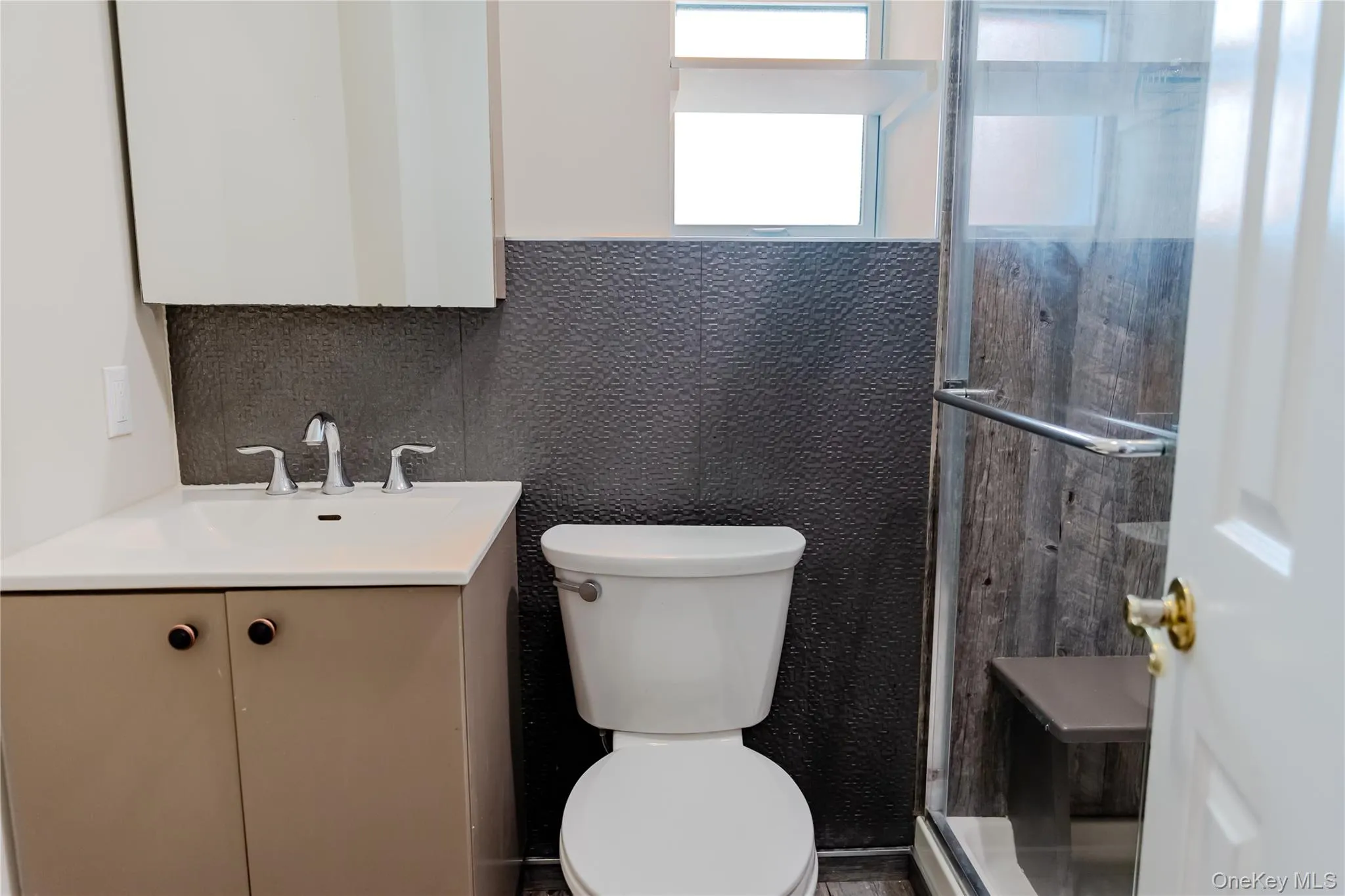25 Broadway, Long Beach, NY, 1 Bedroom Bedrooms, 3 Rooms Rooms,1 BathroomBathrooms,Residential Lease,For Rent,Broadway,0,976968 25 Broadway, Long Beach, NY, 1 Bedroom Bedrooms, 3 Rooms Rooms,1 BathroomBathrooms,Residential Lease,For Rent,Broadway,0,976968