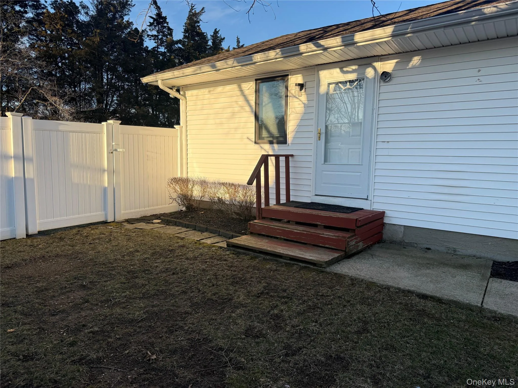 15 Donald Street, Brookhaven, NY, 1 Bedroom Bedrooms, 4 Rooms Rooms,1 BathroomBathrooms,Residential Lease,For Rent,Donald,0,976974 15 Donald Street, Brookhaven, NY, 1 Bedroom Bedrooms, 4 Rooms Rooms,1 BathroomBathrooms,Residential Lease,For Rent,Donald,0,976974