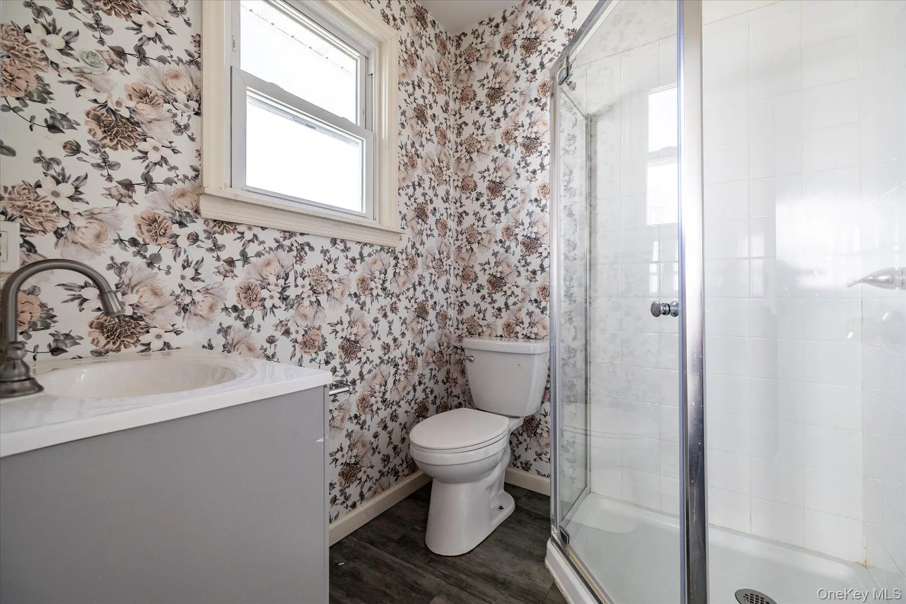First floor full Bathroom First floor full Bathroom