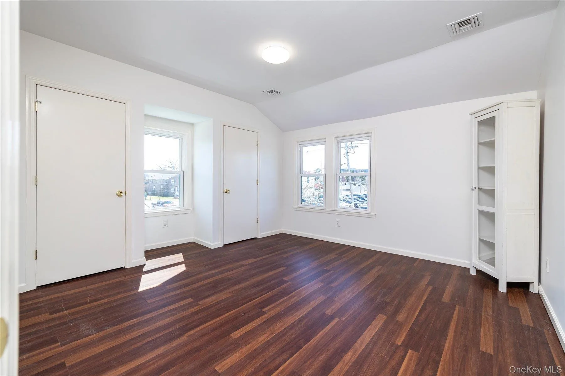 31 Lewis Place, Hempstead, NY, 3 Bedrooms Bedrooms, 6 Rooms Rooms,2 BathroomsBathrooms,Residential Lease,For Rent,Lewis,0,976981 31 Lewis Place, Hempstead, NY, 3 Bedrooms Bedrooms, 6 Rooms Rooms,2 BathroomsBathrooms,Residential Lease,For Rent,Lewis,0,976981