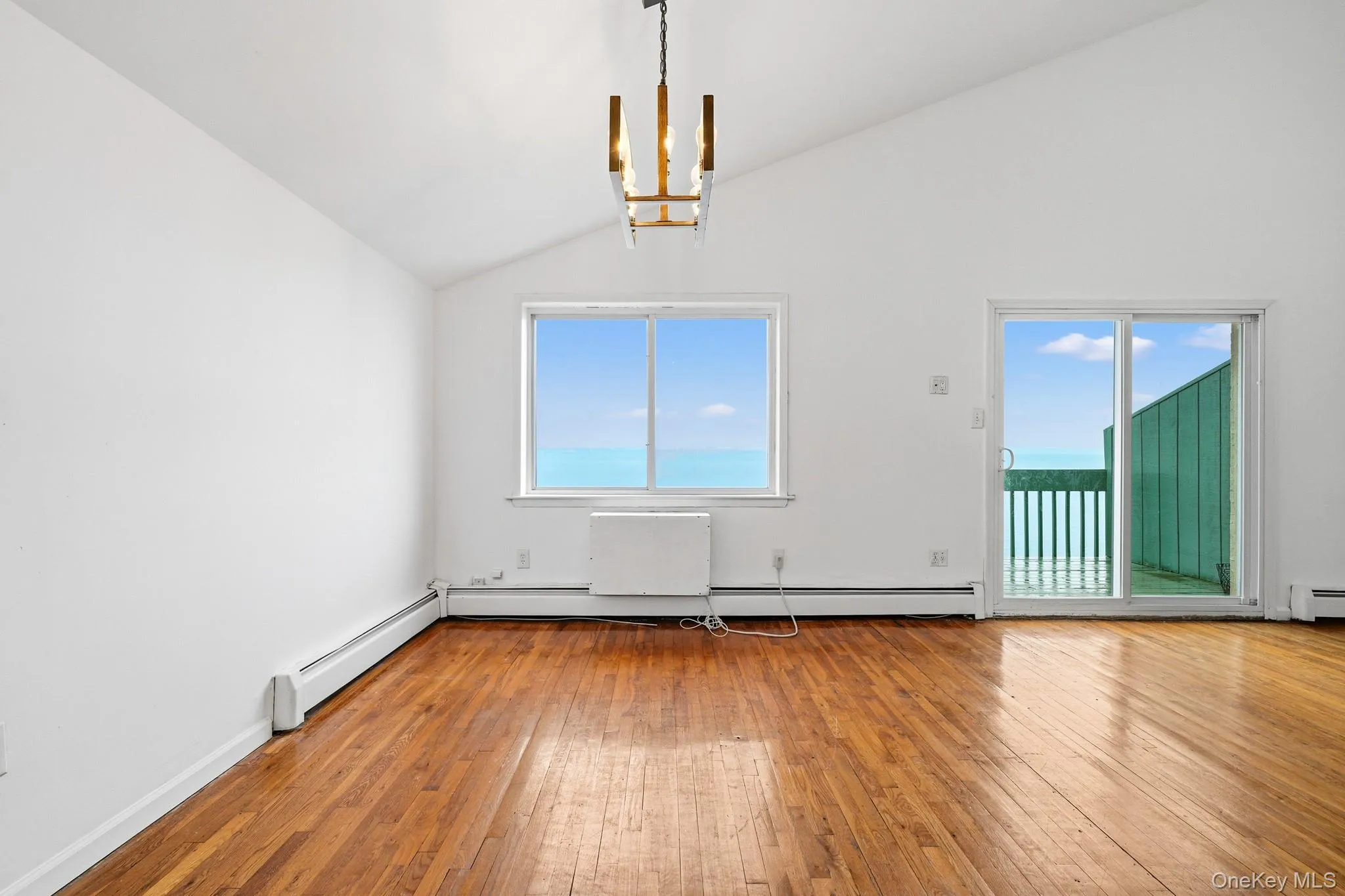1466 Shore Drive, New York, NY, 3 Bedrooms Bedrooms, 5 Rooms Rooms,1 BathroomBathrooms,Residential Lease,For Rent,Shore,0,976990 1466 Shore Drive, New York, NY, 3 Bedrooms Bedrooms, 5 Rooms Rooms,1 BathroomBathrooms,Residential Lease,For Rent,Shore,0,976990