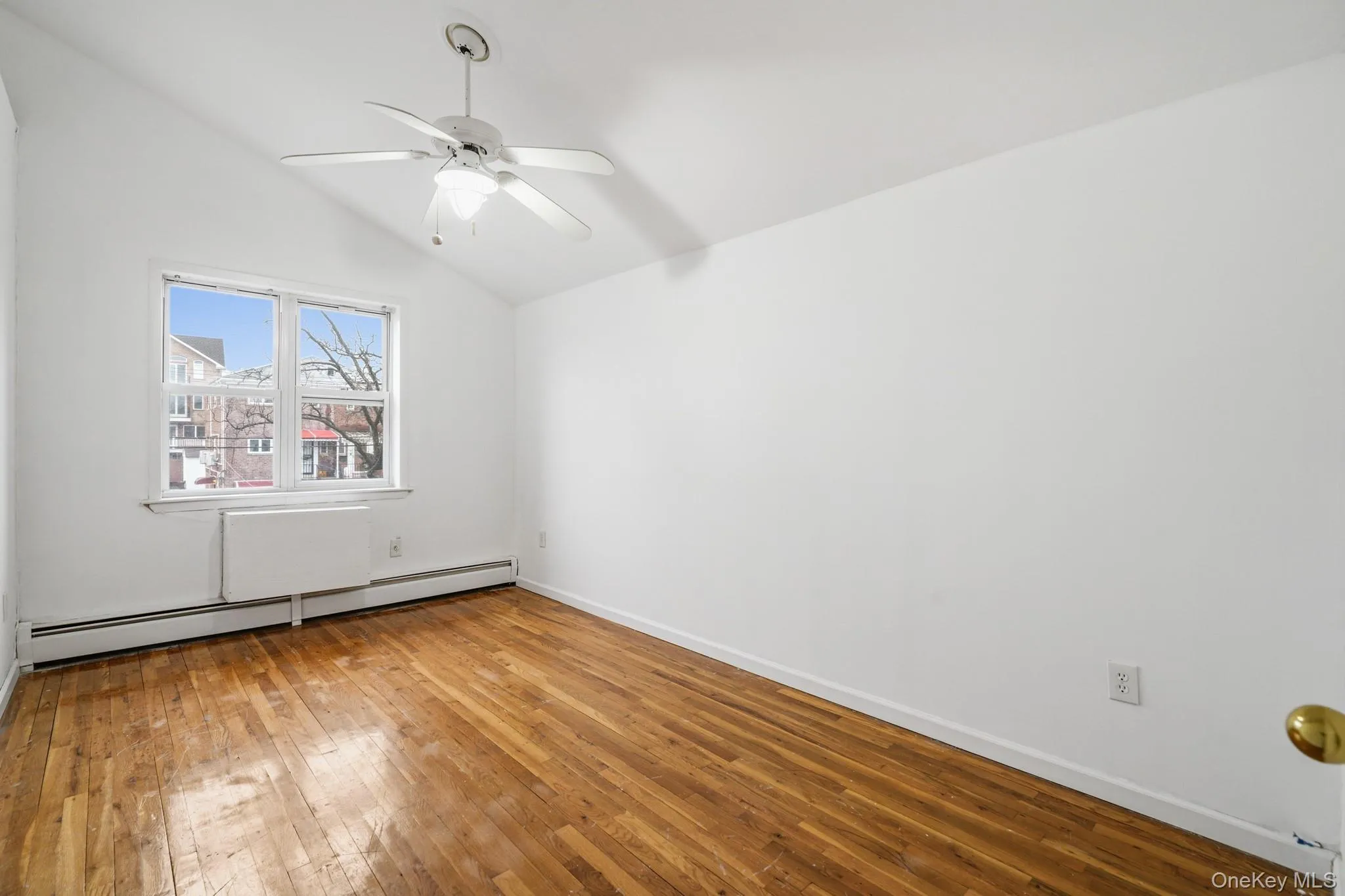 1466 Shore Drive, New York, NY, 3 Bedrooms Bedrooms, 5 Rooms Rooms,1 BathroomBathrooms,Residential Lease,For Rent,Shore,0,976990 1466 Shore Drive, New York, NY, 3 Bedrooms Bedrooms, 5 Rooms Rooms,1 BathroomBathrooms,Residential Lease,For Rent,Shore,0,976990