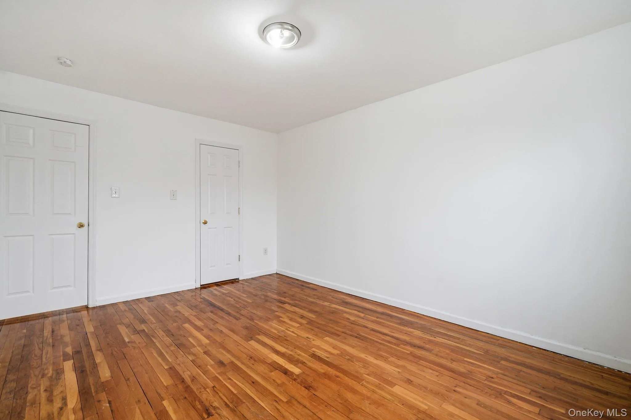 1466 Shore Drive, New York, NY, 3 Bedrooms Bedrooms, 5 Rooms Rooms,1 BathroomBathrooms,Residential Lease,For Rent,Shore,0,976990 1466 Shore Drive, New York, NY, 3 Bedrooms Bedrooms, 5 Rooms Rooms,1 BathroomBathrooms,Residential Lease,For Rent,Shore,0,976990