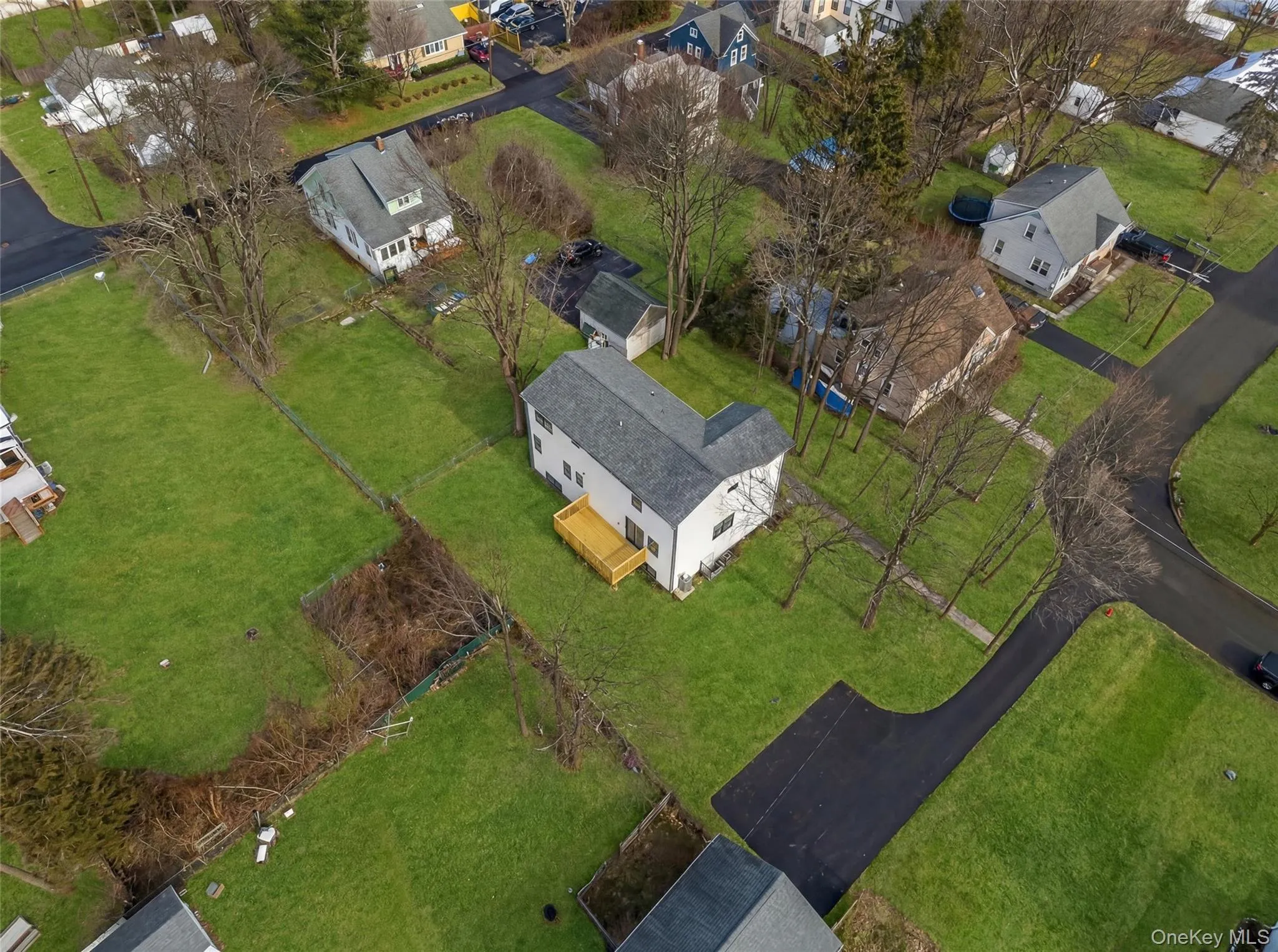 View of property location with nearby suburban area View of property location with nearby suburban area