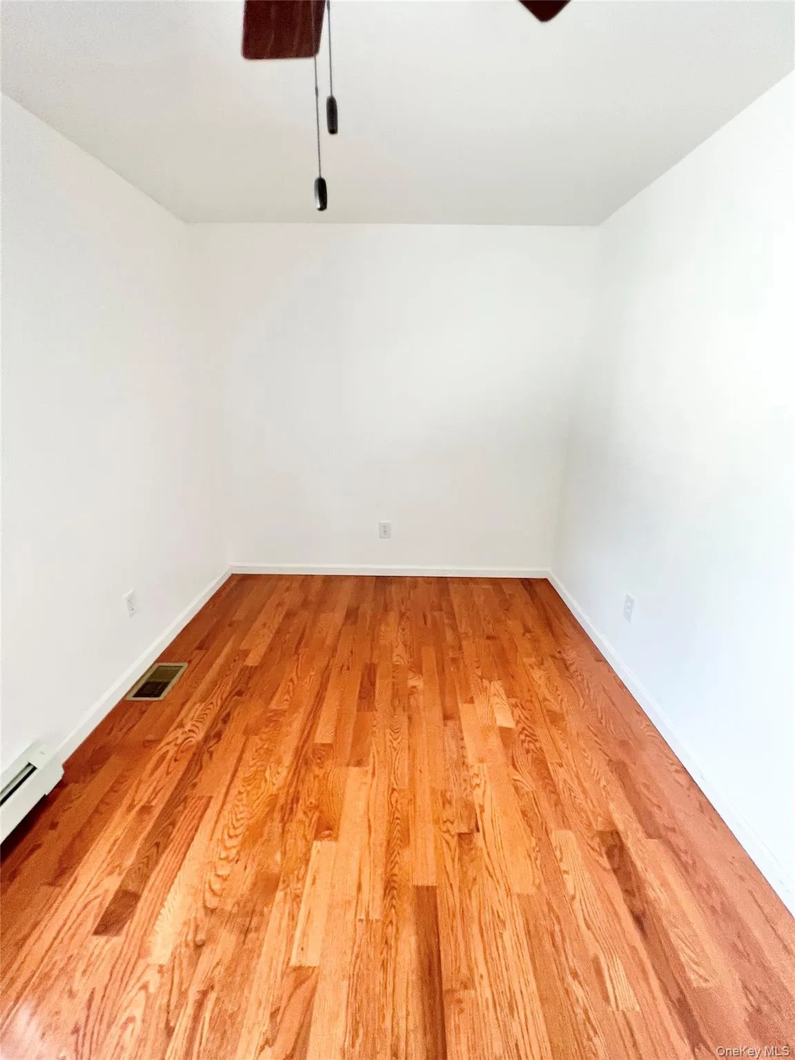 bedroom 1 cont bedroom 1 cont