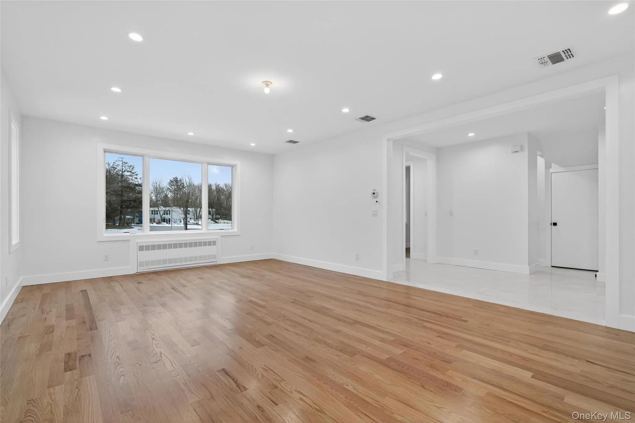 71 Lawrence Avenue, Thompson, NY, 6 Bedrooms Bedrooms, 11 Rooms Rooms,3 BathroomsBathrooms,Residential,For Rent,Lawrence,0,977001 71 Lawrence Avenue, Thompson, NY, 6 Bedrooms Bedrooms, 11 Rooms Rooms,3 BathroomsBathrooms,Residential,For Rent,Lawrence,0,977001