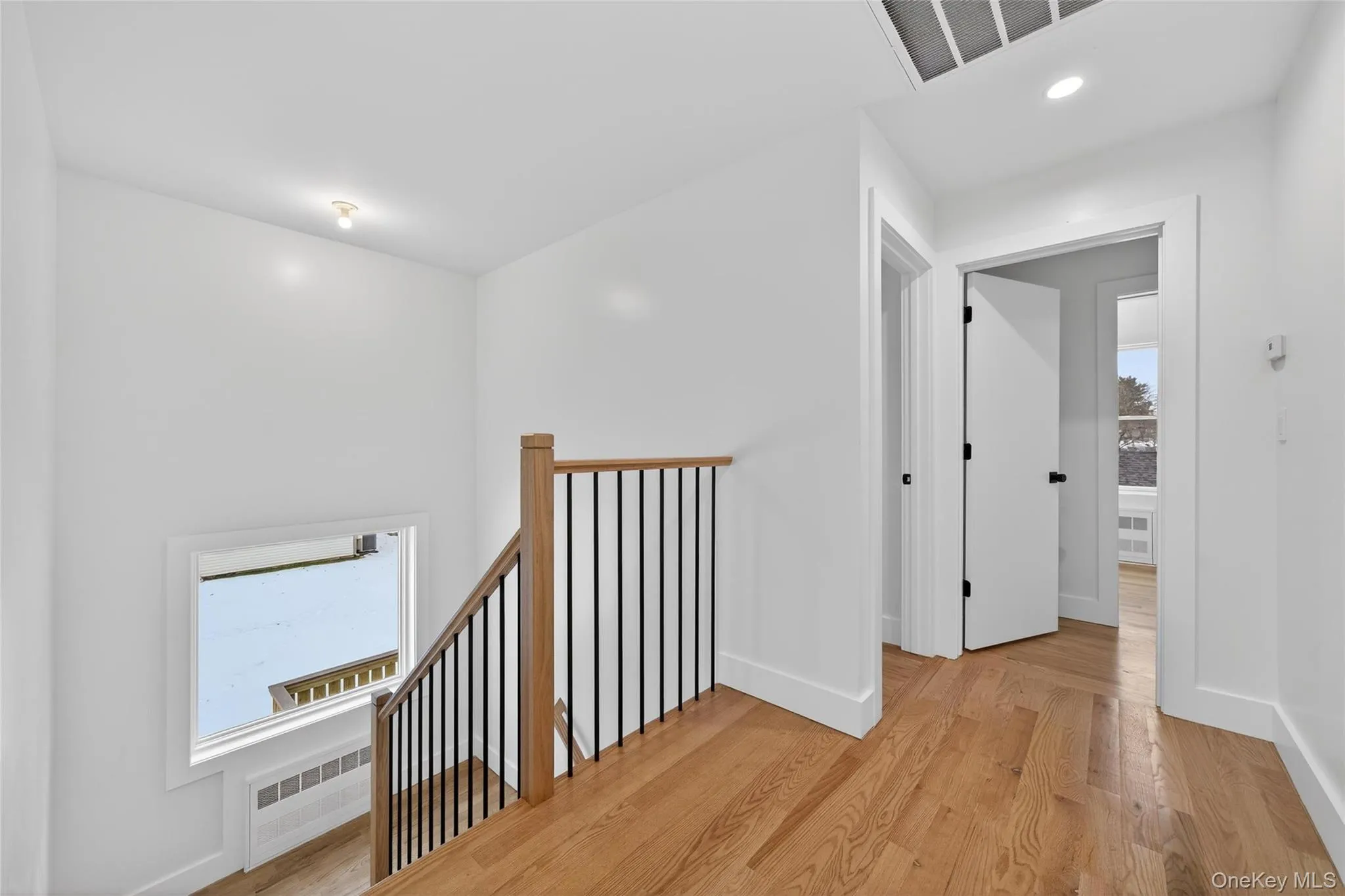 71 Lawrence Avenue, Thompson, NY, 6 Bedrooms Bedrooms, 11 Rooms Rooms,3 BathroomsBathrooms,Residential,For Rent,Lawrence,0,977001 71 Lawrence Avenue, Thompson, NY, 6 Bedrooms Bedrooms, 11 Rooms Rooms,3 BathroomsBathrooms,Residential,For Rent,Lawrence,0,977001