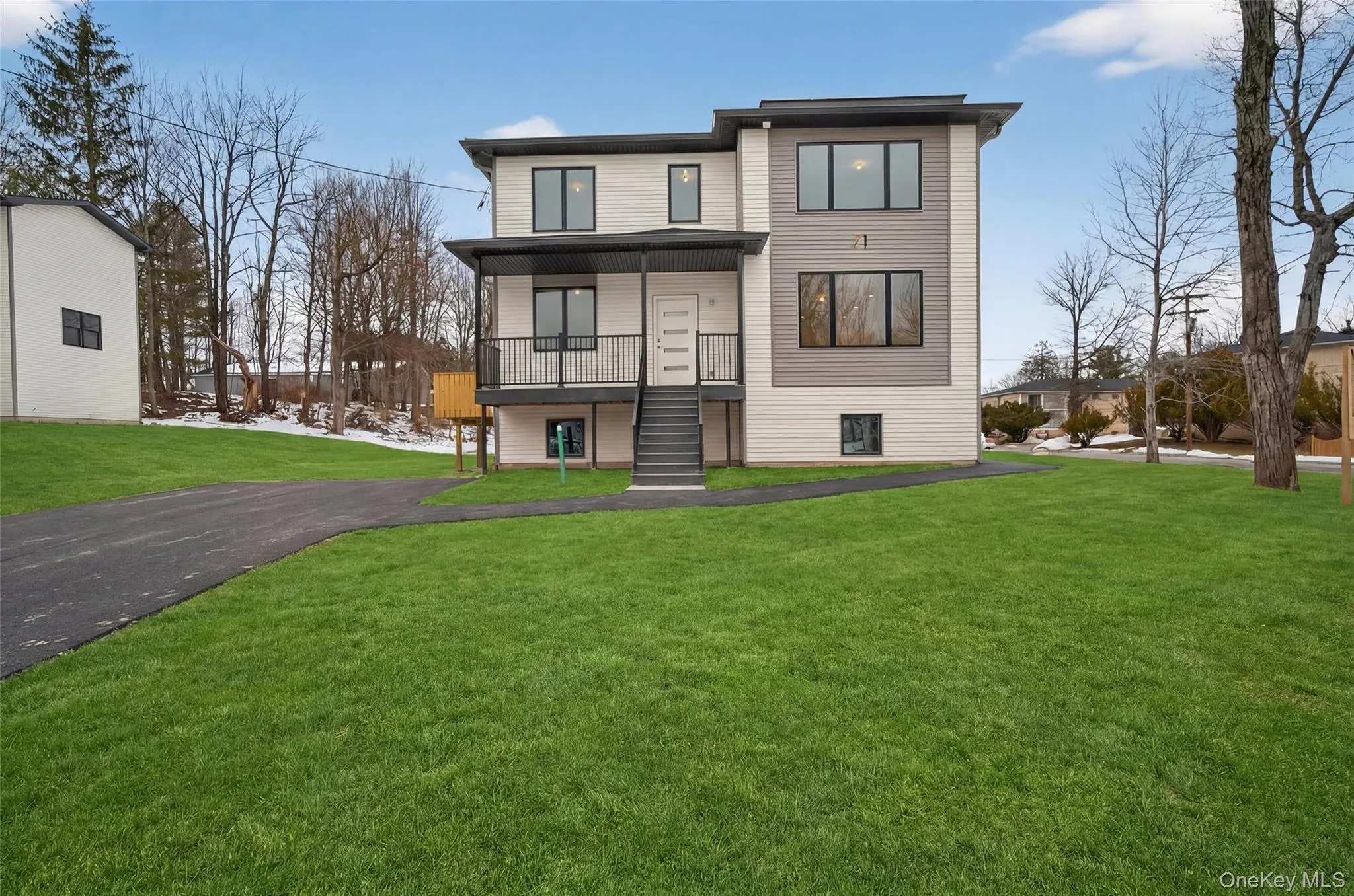 71 Lawrence Avenue, Thompson, NY, 6 Bedrooms Bedrooms, 11 Rooms Rooms,3 BathroomsBathrooms,Residential,For Rent,Lawrence,0,977001 71 Lawrence Avenue, Thompson, NY, 6 Bedrooms Bedrooms, 11 Rooms Rooms,3 BathroomsBathrooms,Residential,For Rent,Lawrence,0,977001