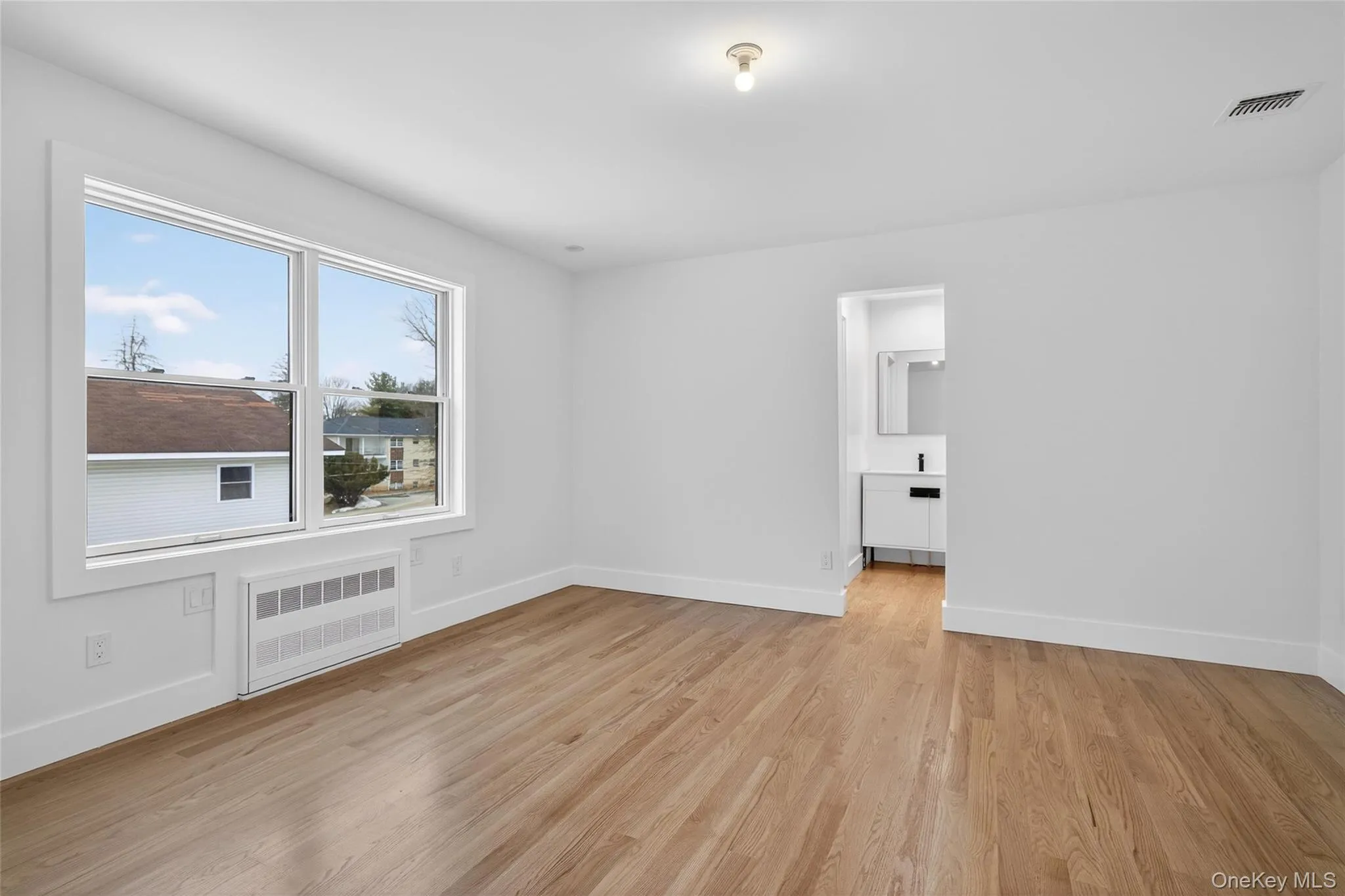 71 Lawrence Avenue, Thompson, NY, 6 Bedrooms Bedrooms, 11 Rooms Rooms,3 BathroomsBathrooms,Residential,For Rent,Lawrence,0,977001 71 Lawrence Avenue, Thompson, NY, 6 Bedrooms Bedrooms, 11 Rooms Rooms,3 BathroomsBathrooms,Residential,For Rent,Lawrence,0,977001