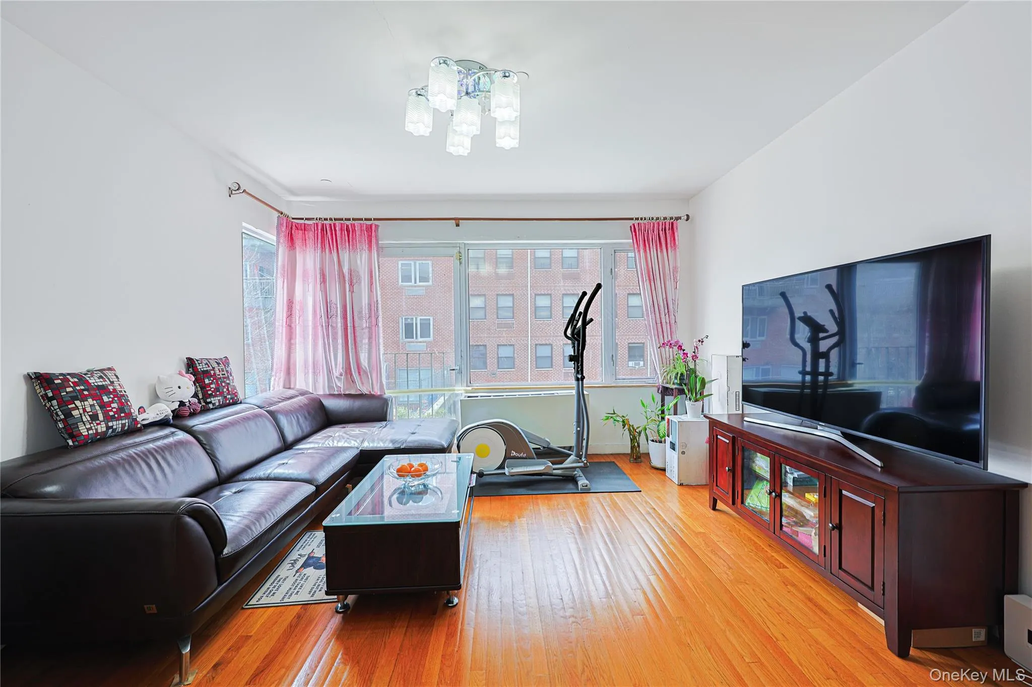 7128 163rd Street, New York, NY, 2 Bedrooms Bedrooms, 7 Rooms Rooms,2 BathroomsBathrooms,Residential,For Rent,163rd,0,977007 7128 163rd Street, New York, NY, 2 Bedrooms Bedrooms, 7 Rooms Rooms,2 BathroomsBathrooms,Residential,For Rent,163rd,0,977007