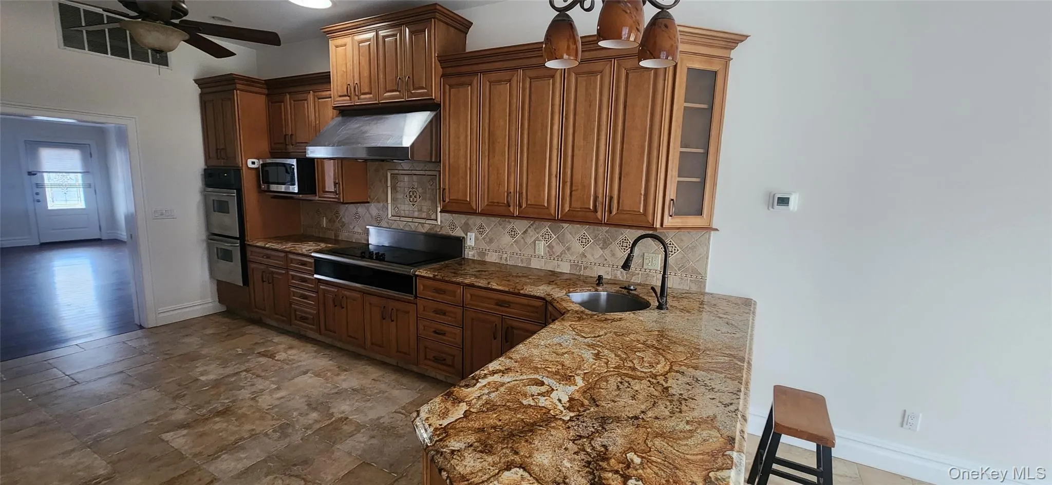 1524 Express Drive, Islip, NY, 2 Bedrooms Bedrooms, 4 Rooms Rooms,2 BathroomsBathrooms,Residential Lease,For Rent,Express,0,977027 1524 Express Drive, Islip, NY, 2 Bedrooms Bedrooms, 4 Rooms Rooms,2 BathroomsBathrooms,Residential Lease,For Rent,Express,0,977027